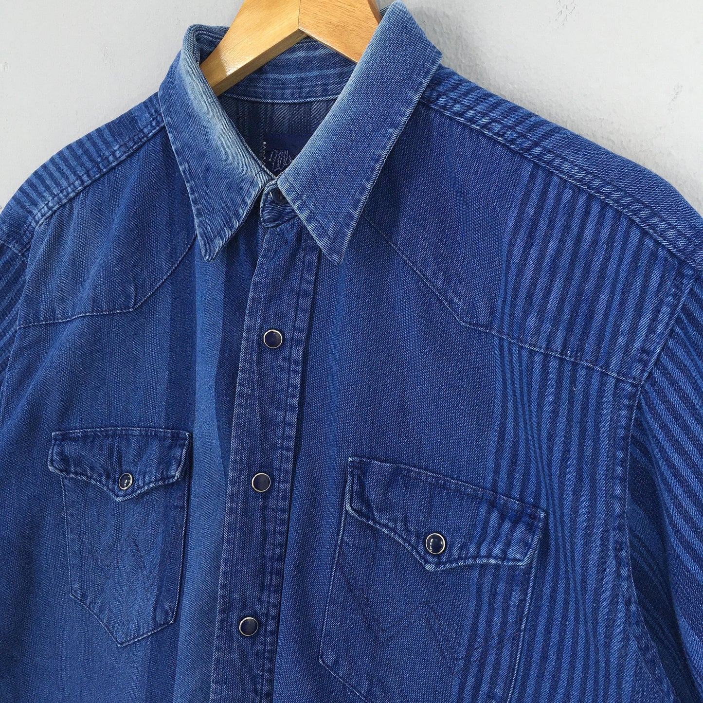 Wrangler Blue Indigo Denim Stripes Shirt Large