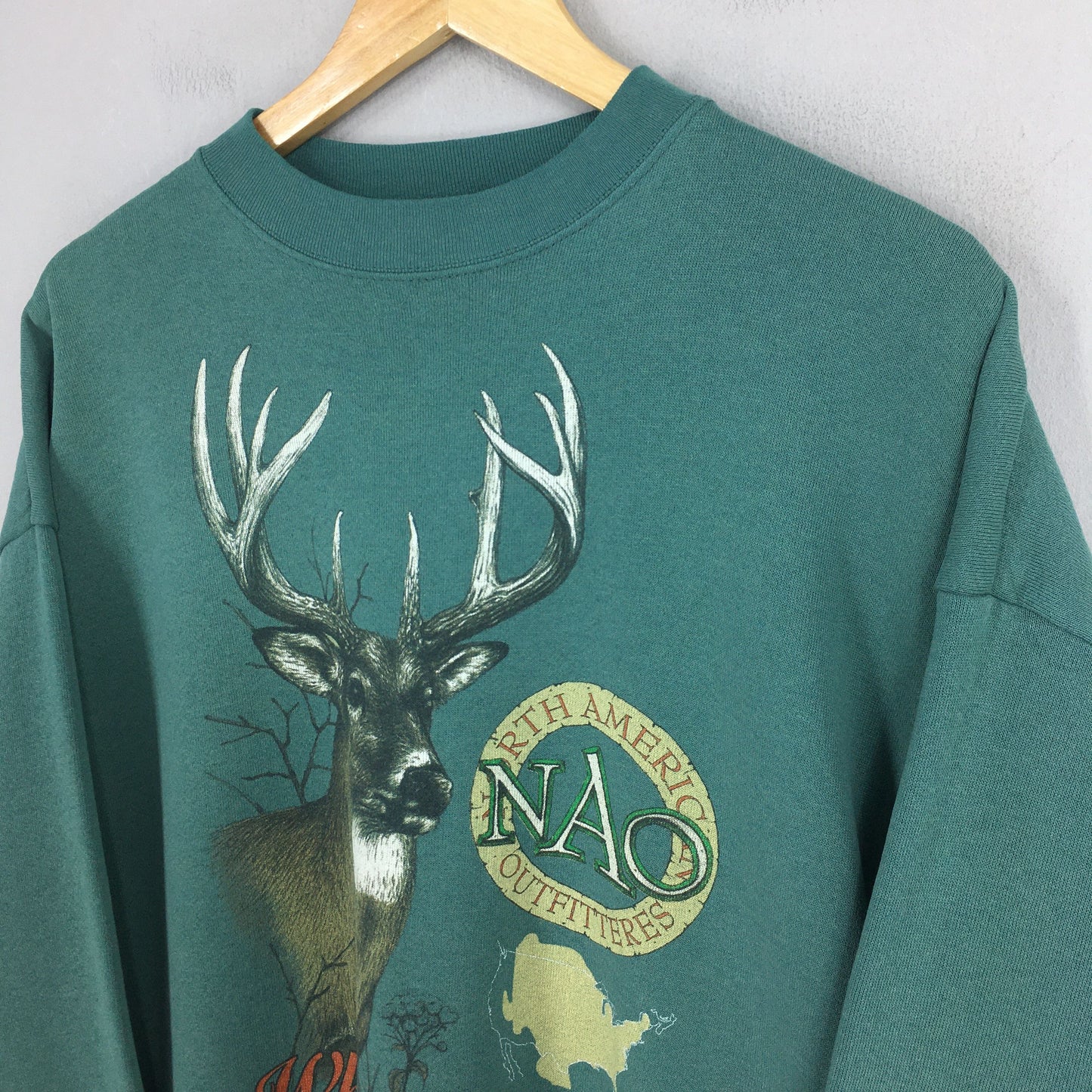 Whitetail Deer Animal Sweatshirt XLarge