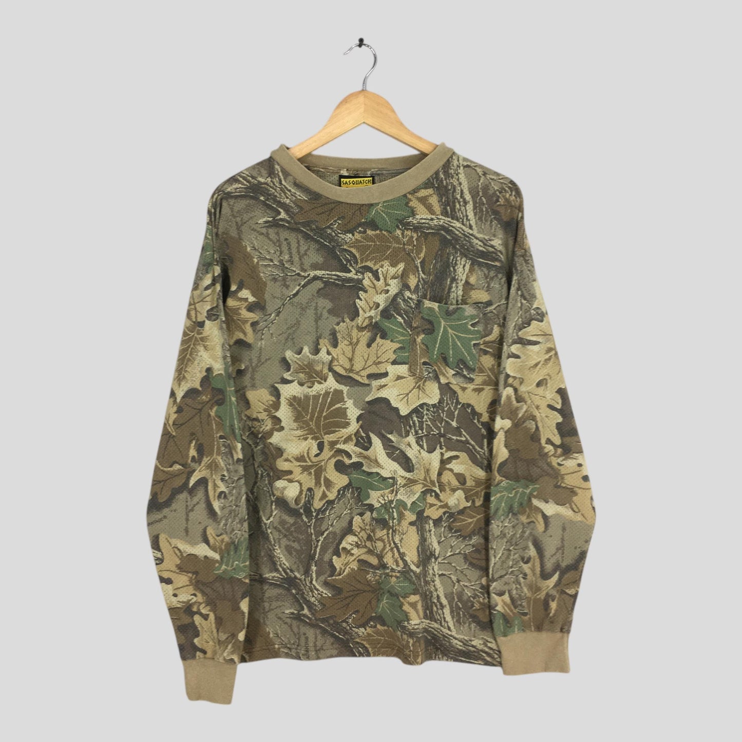 Sasquatch Real Tree Camo T shirt Large