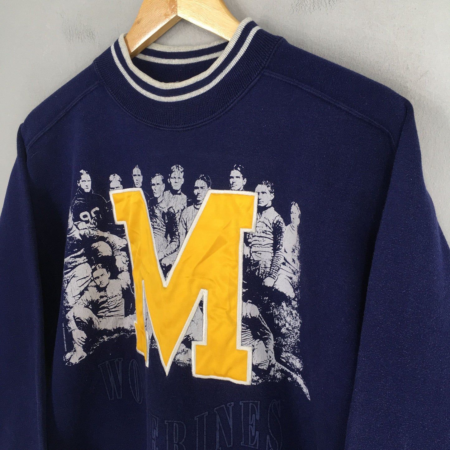 Michigan Wolverines Blue Crewneck Large