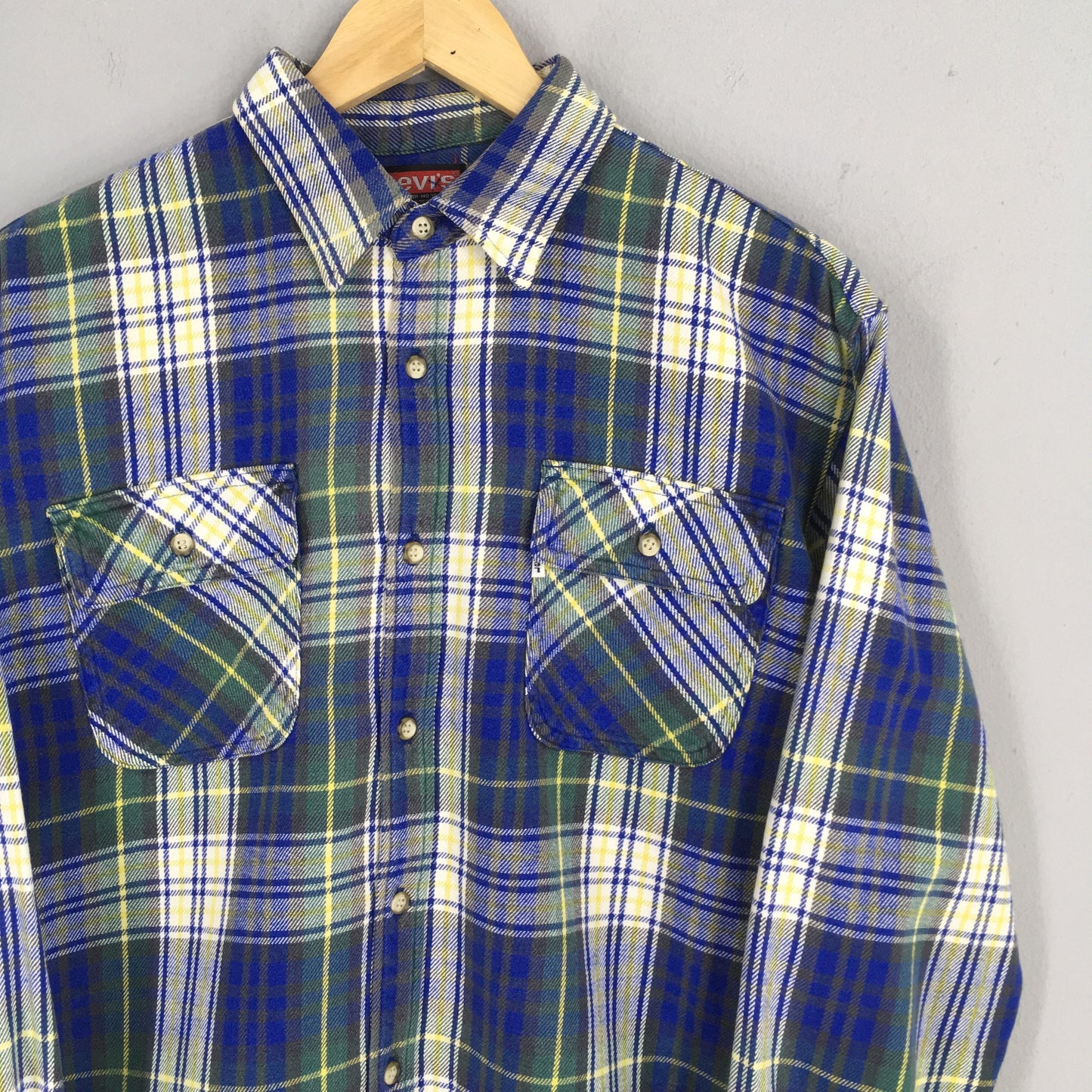 Levis Checkered Multicolor Flannel Shirt Medium