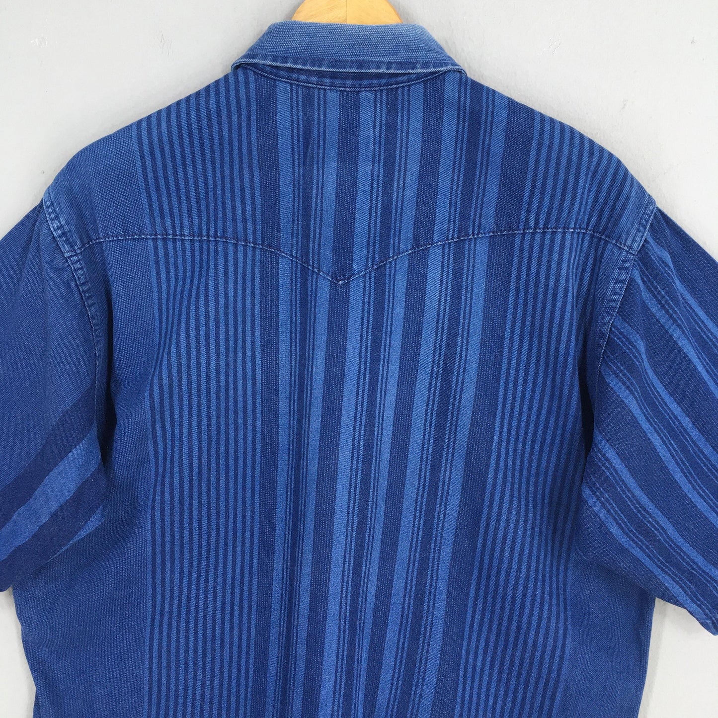 Wrangler Blue Indigo Denim Stripes Shirt Large