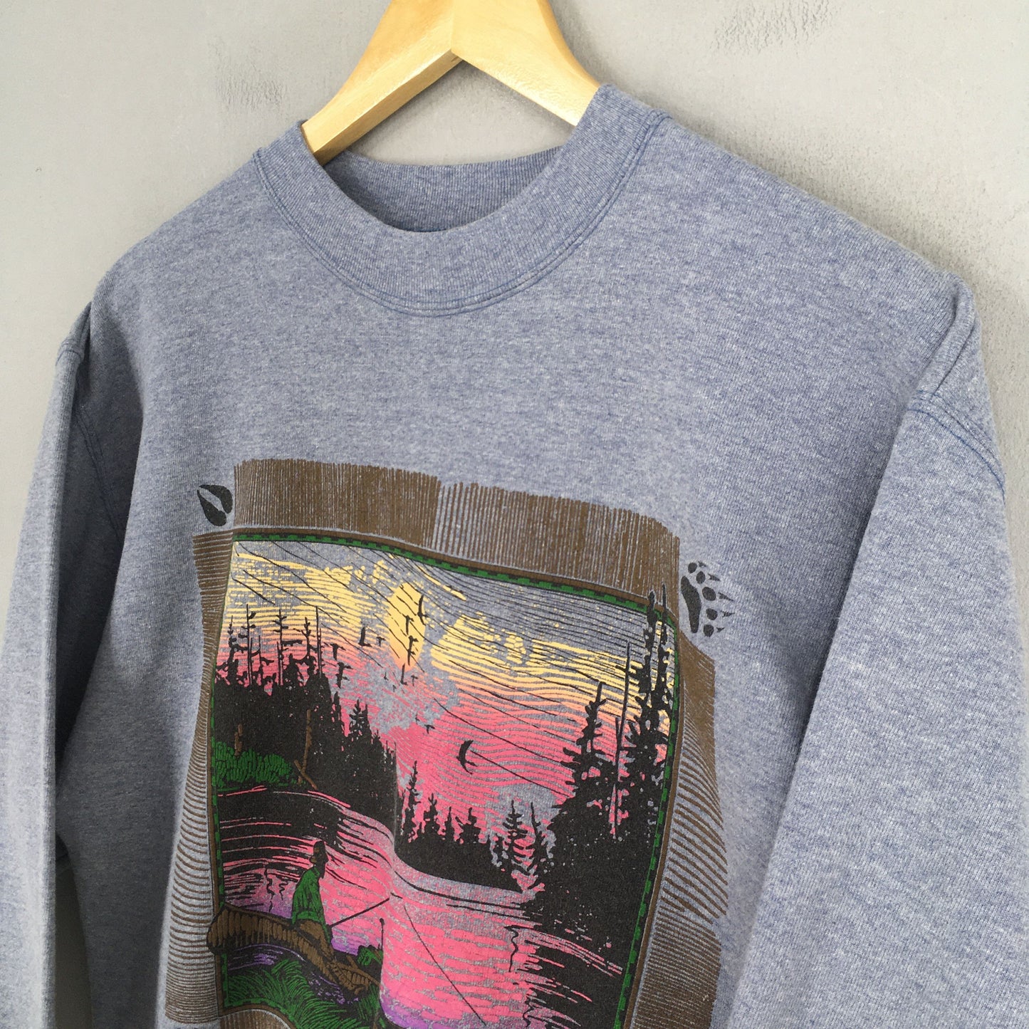 Les Cheneaux Islands Fishing Fisherman Sweatshirt Medium