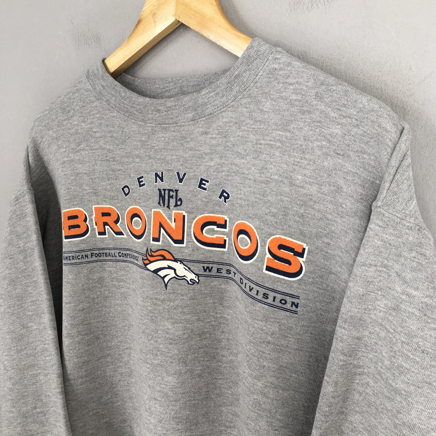 Denver Broncos Football NFL Sweater Small