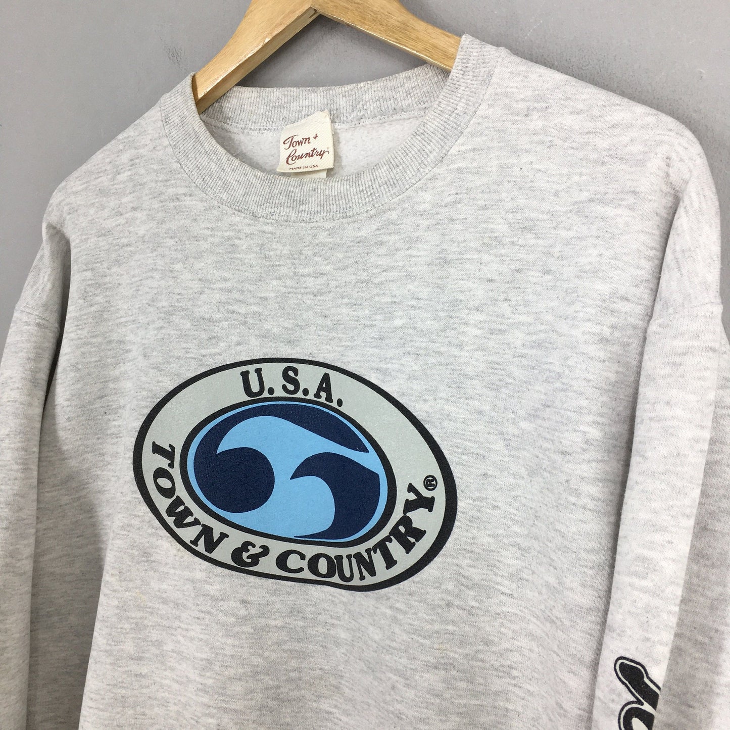 T&C Surf Designs Sweatshirt Medium