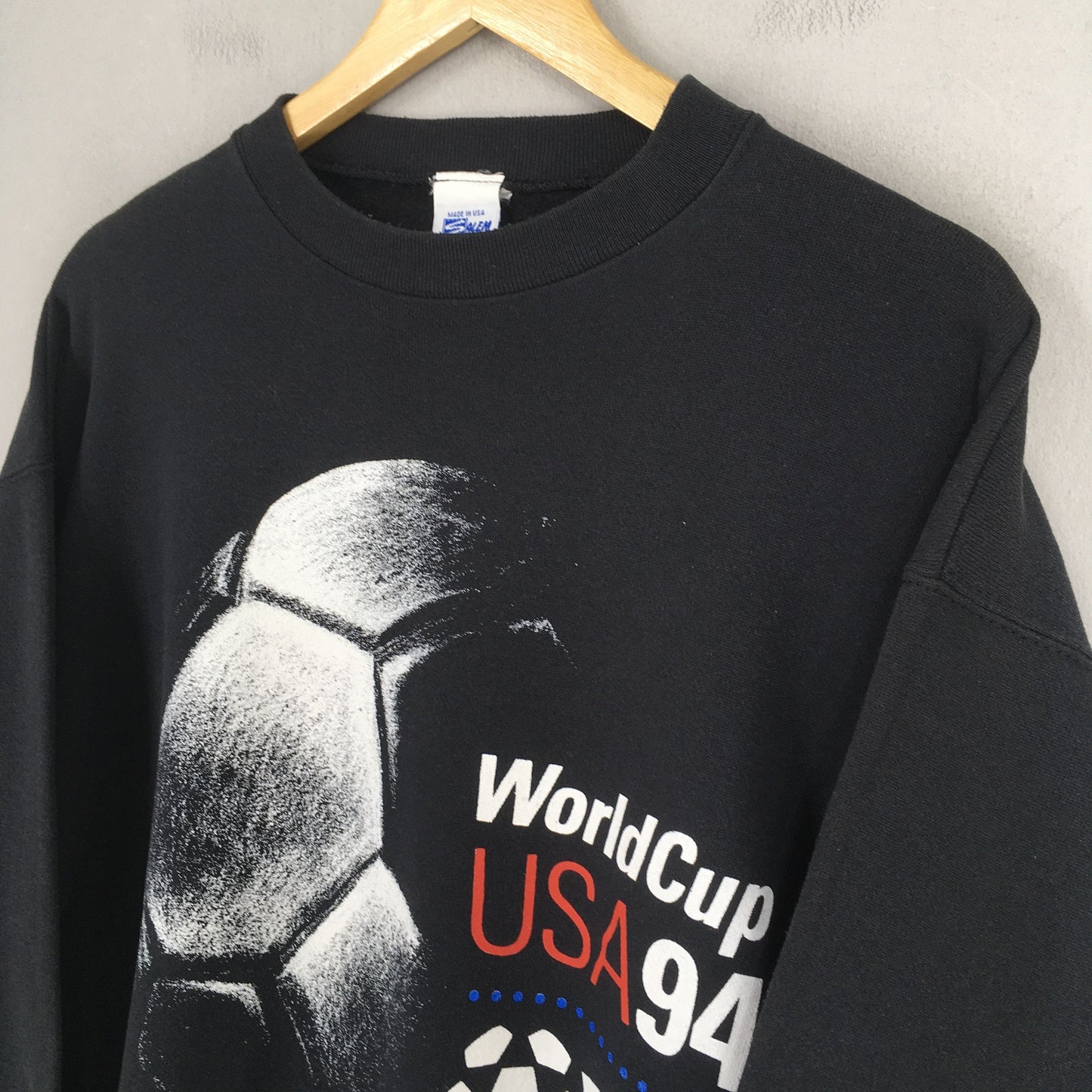 FIFA World Cup USA Sweatshirt Large