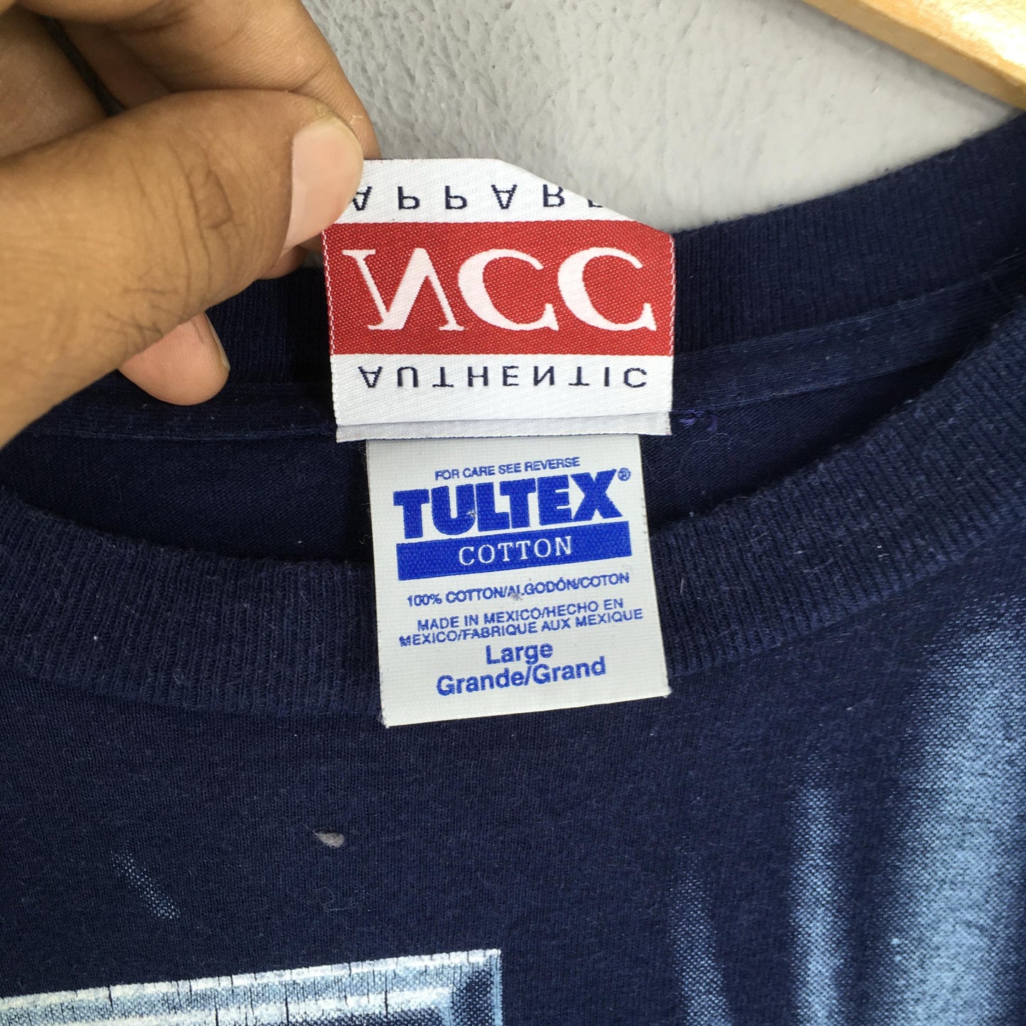 Tennessee Volunteers NCAA Blue T shirt Large