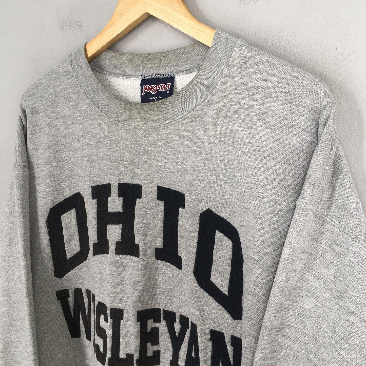 Ohio Wesleyan University OWU Gray Sweatshirt Large