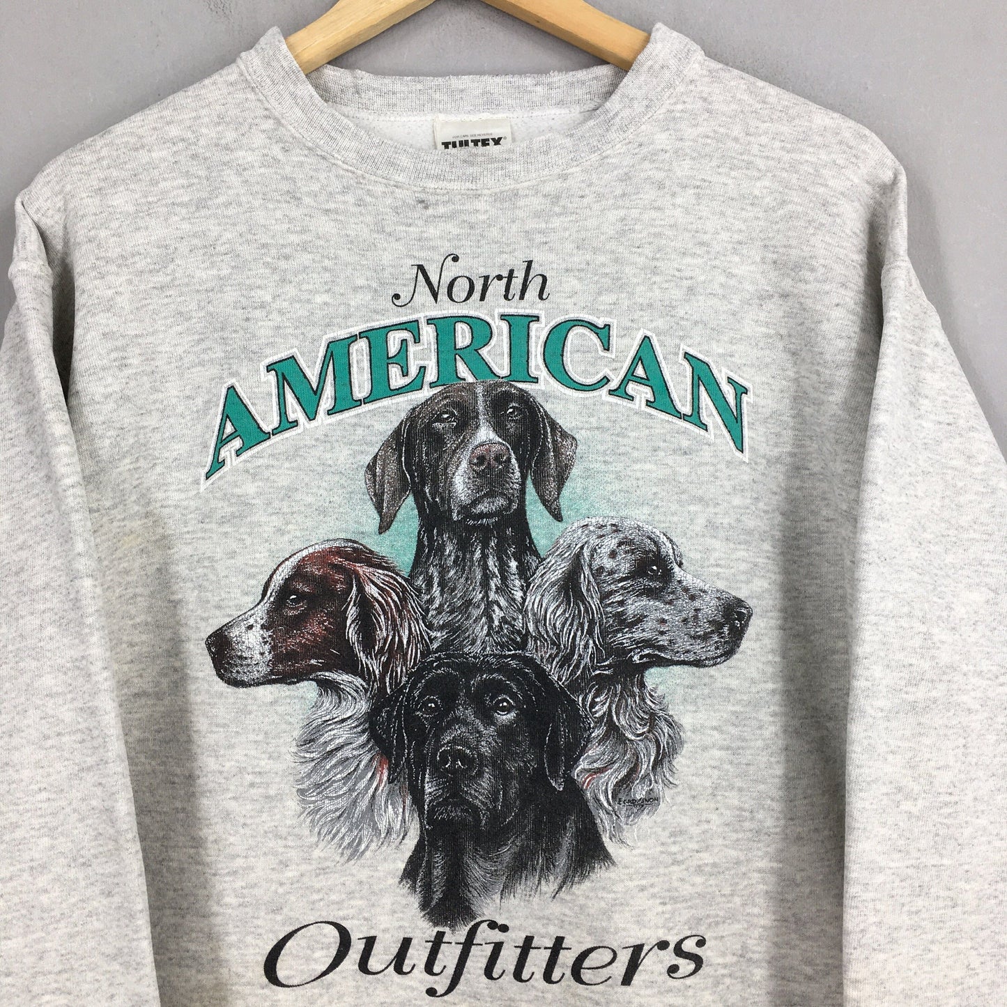 North American Outfitters Dogs Gray Sweatshirt Medium