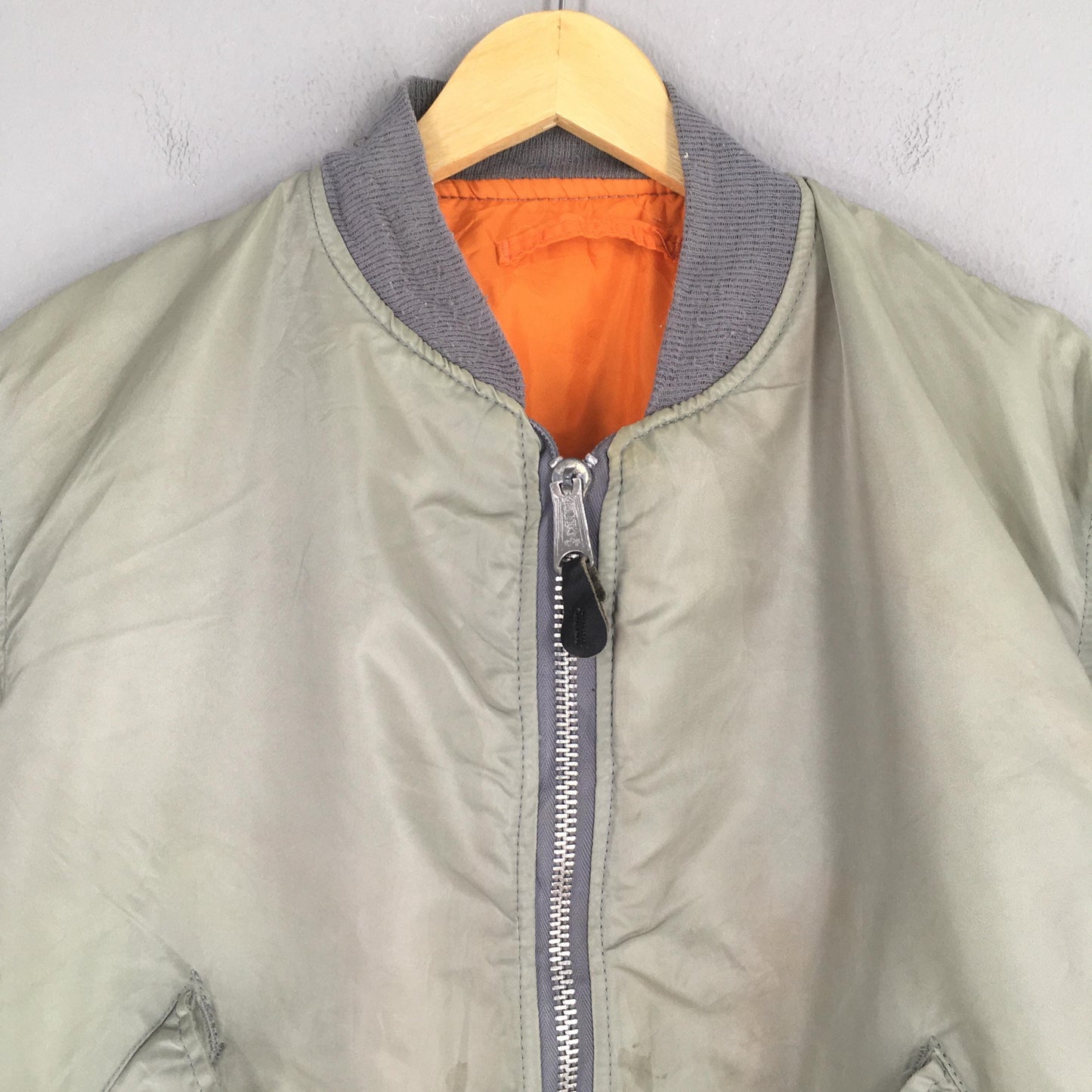 Alpha Industries US Air Force Bomber Jacket Large