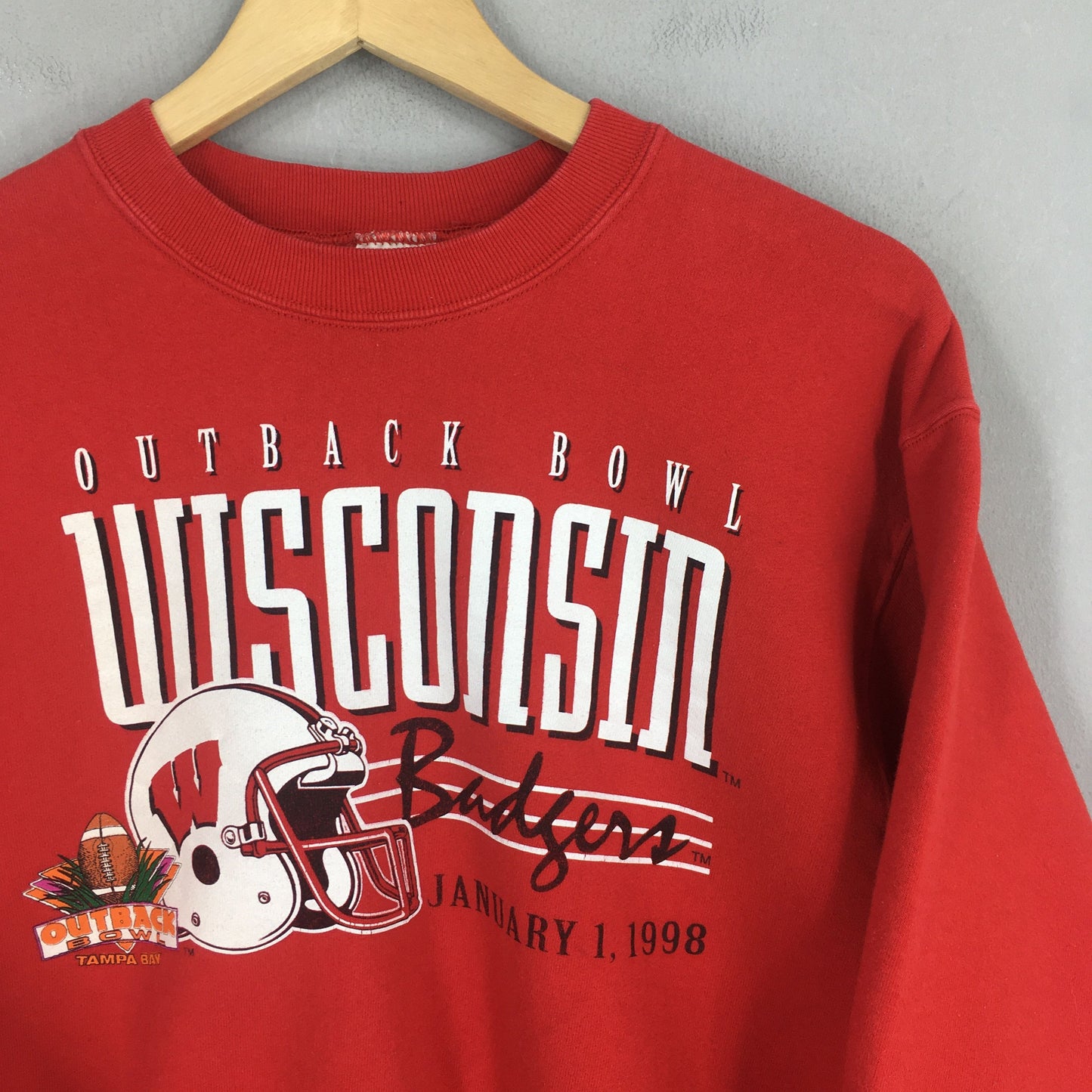 Wisconsin Badgers Ncaa Sweatshirt Medium