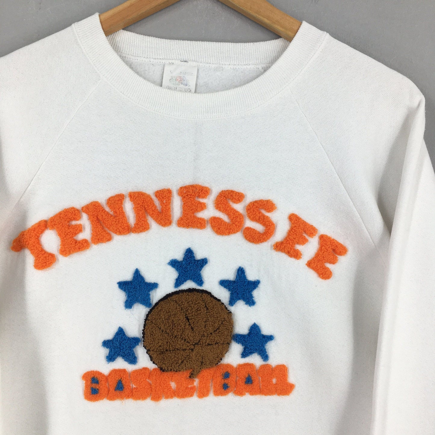 Tennessee Volunteers Basketball Sweatshirt M