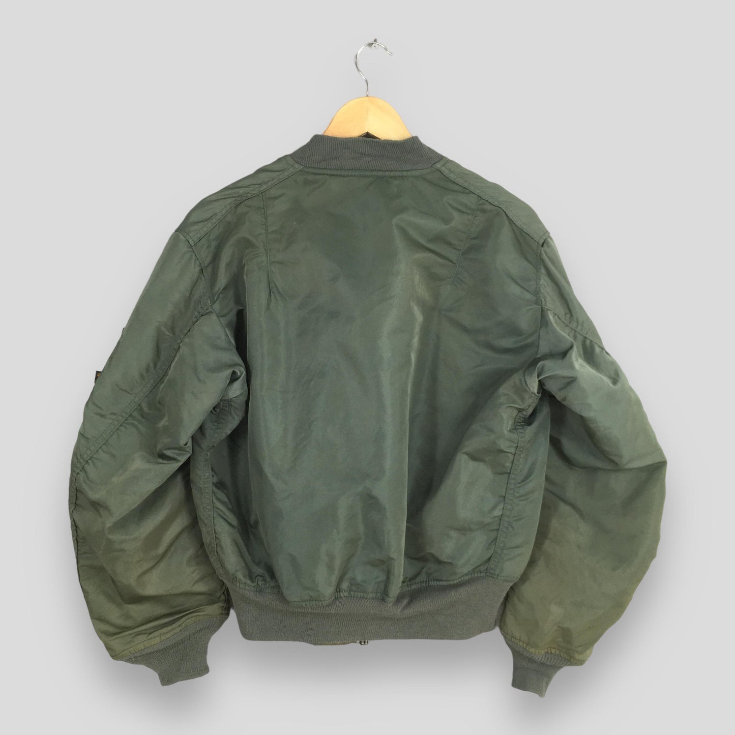 Alpha Industries US Air Force Bomber Jacket Medium