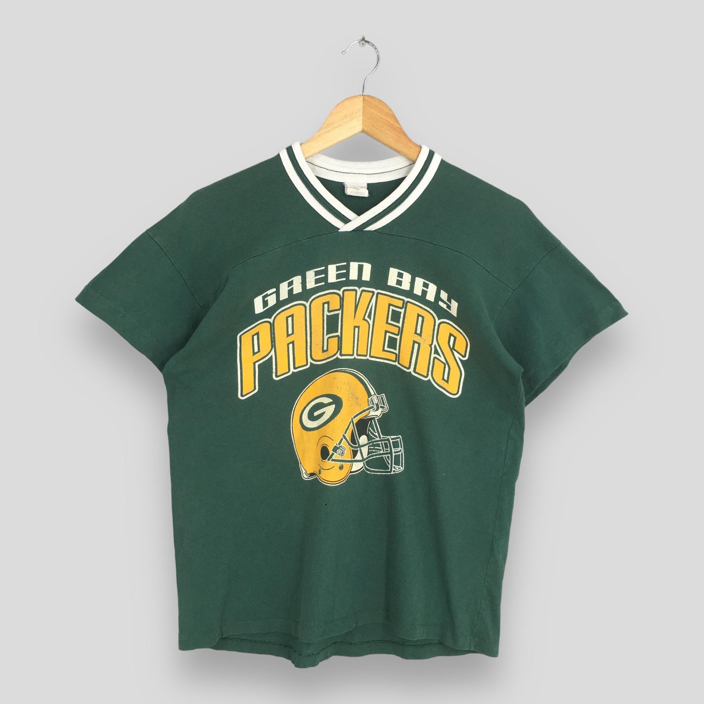 Green Bay Packers Football NFL Tshirt Small