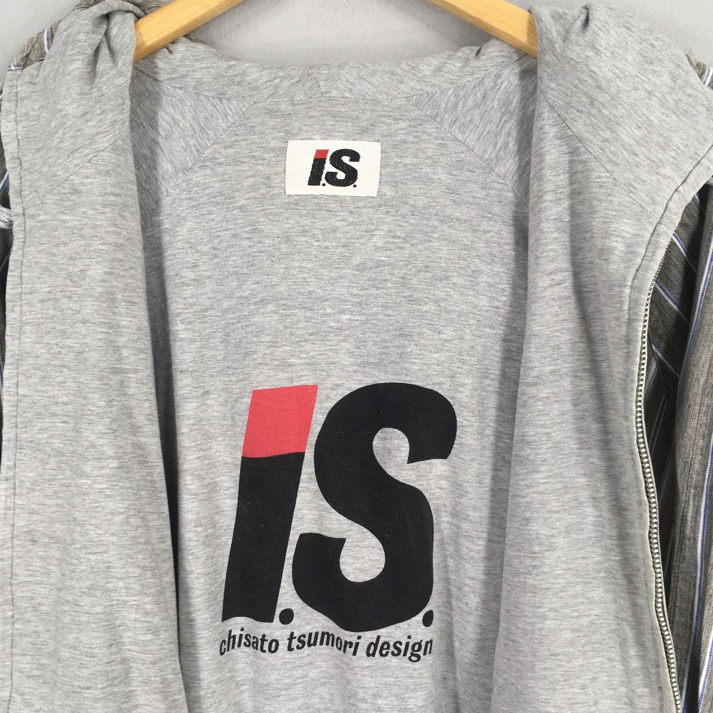 Issey Sport IS Carelabel Sweatshirt Large