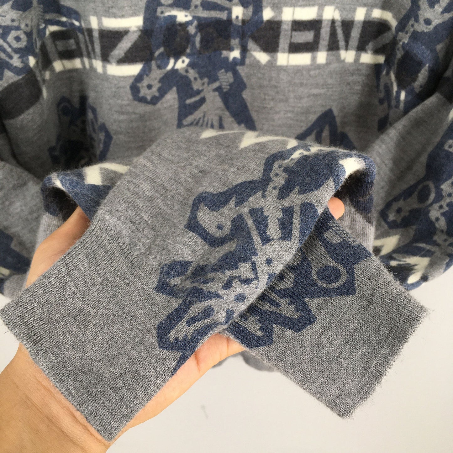 Kenzo Jeans Tribal Patterned Sweatshirt Small