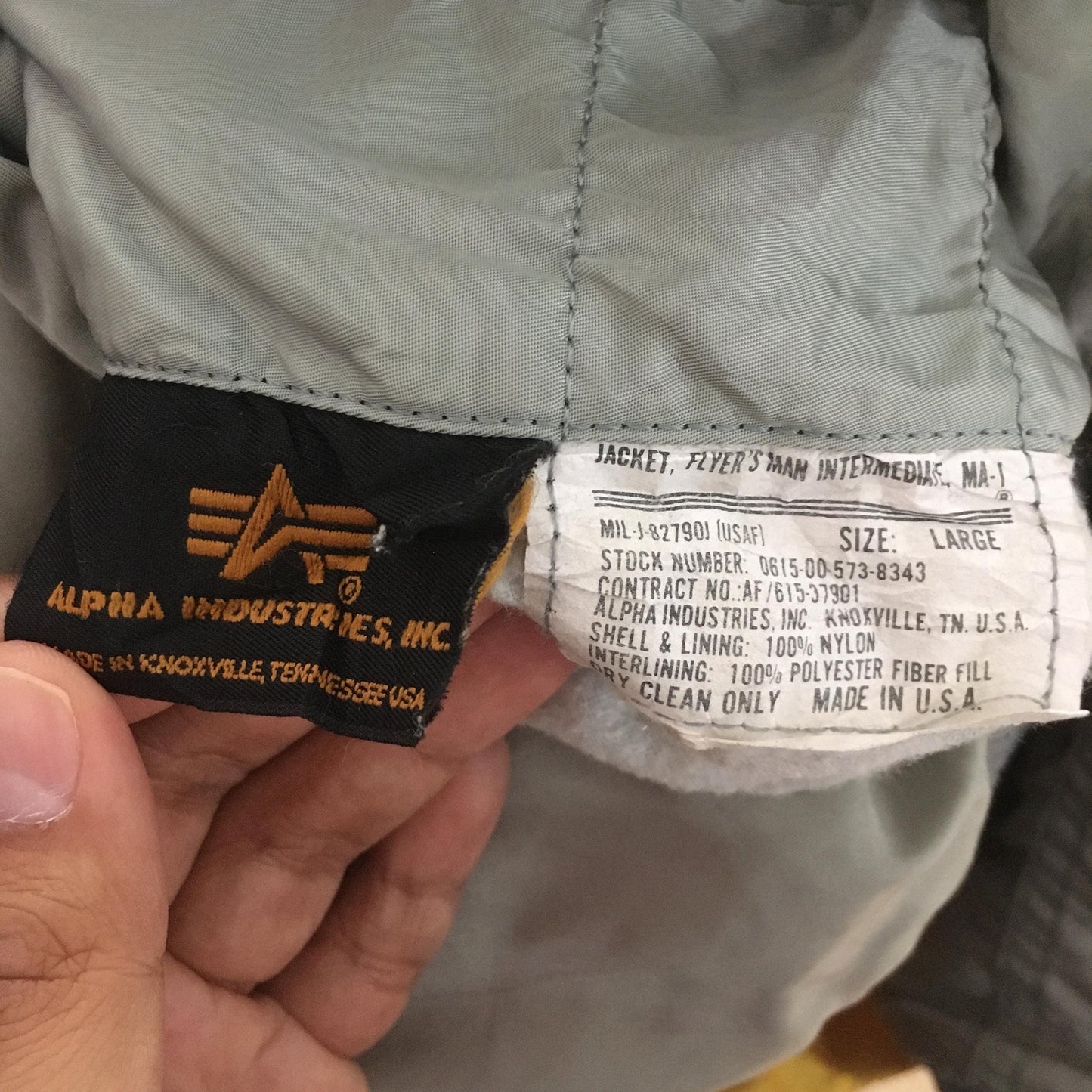 Alpha Industries US Air Force Bomber Jacket Large