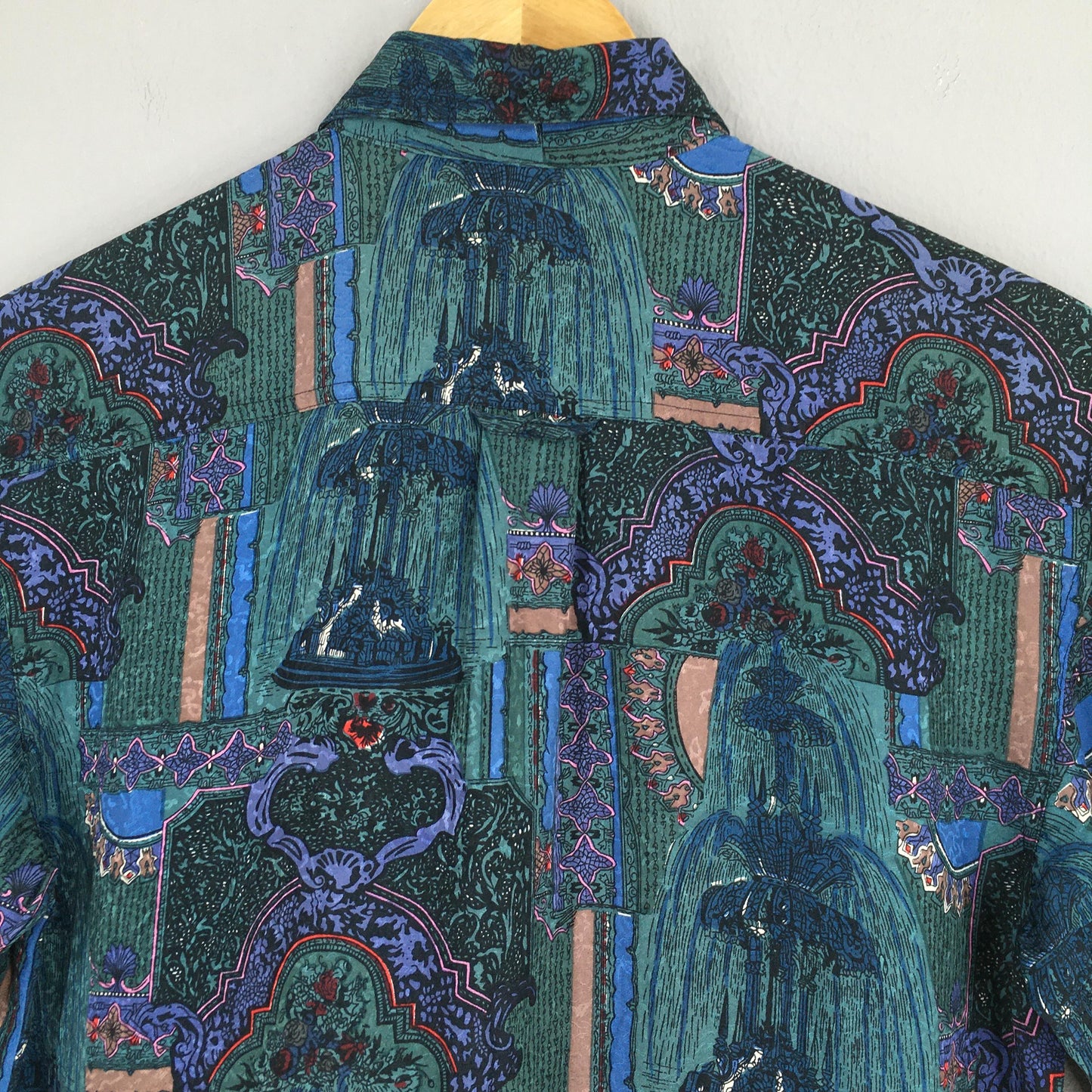 Abstract Fountain Blue Casual Silk Shirt Small