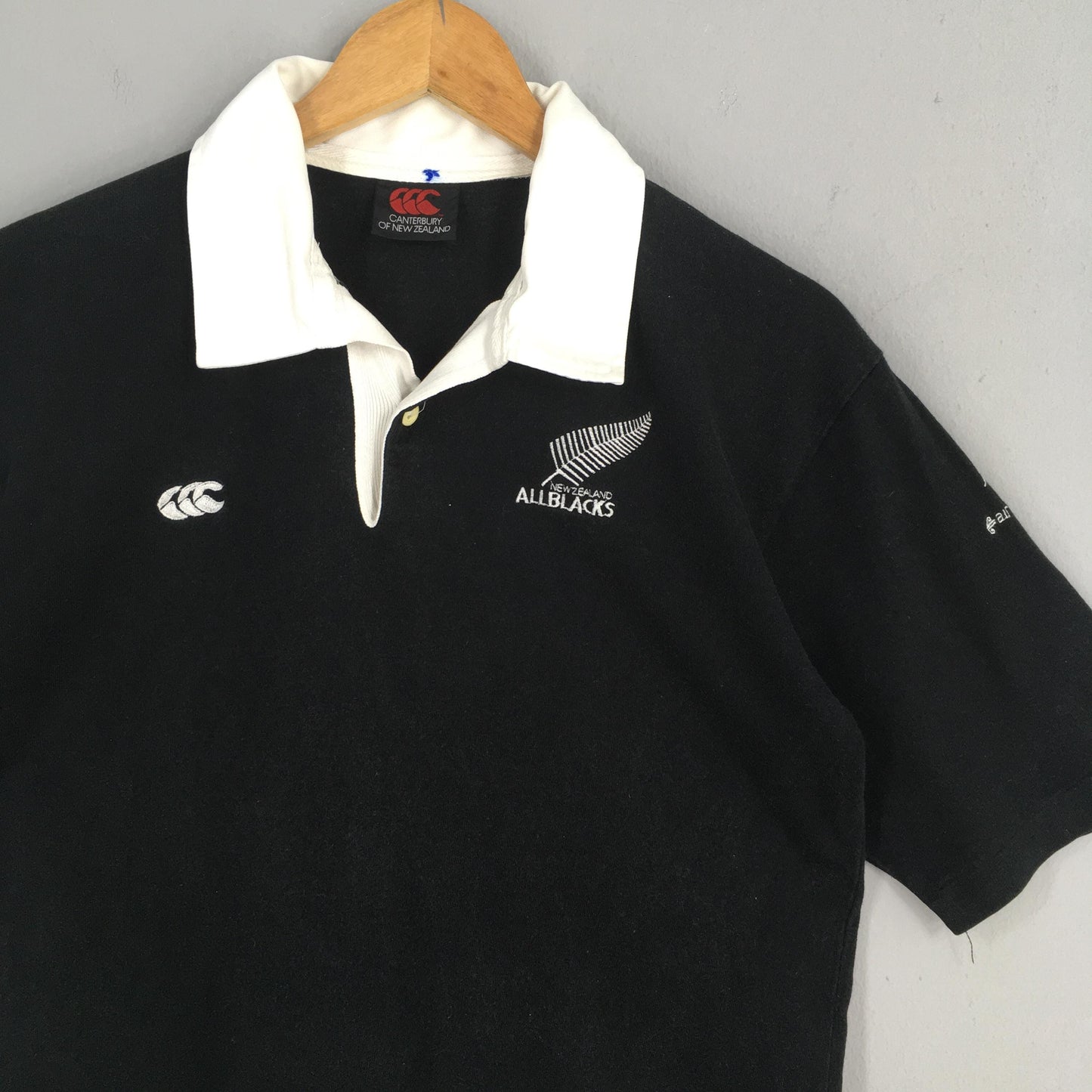 Canterbury Of New Zealand Black Rugby Shirt Medium