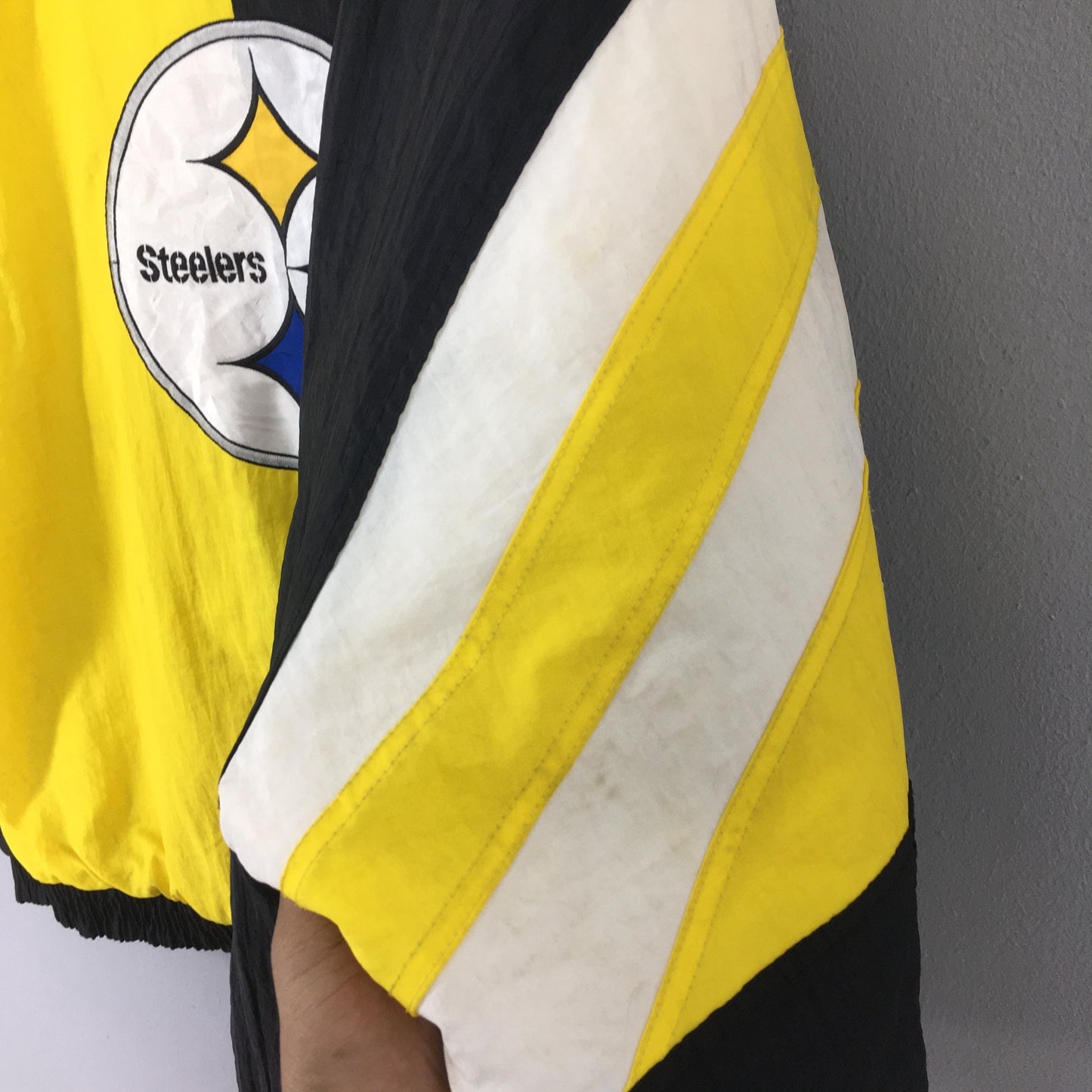 Pittsburgh Steelers NFL Football Jacket Large