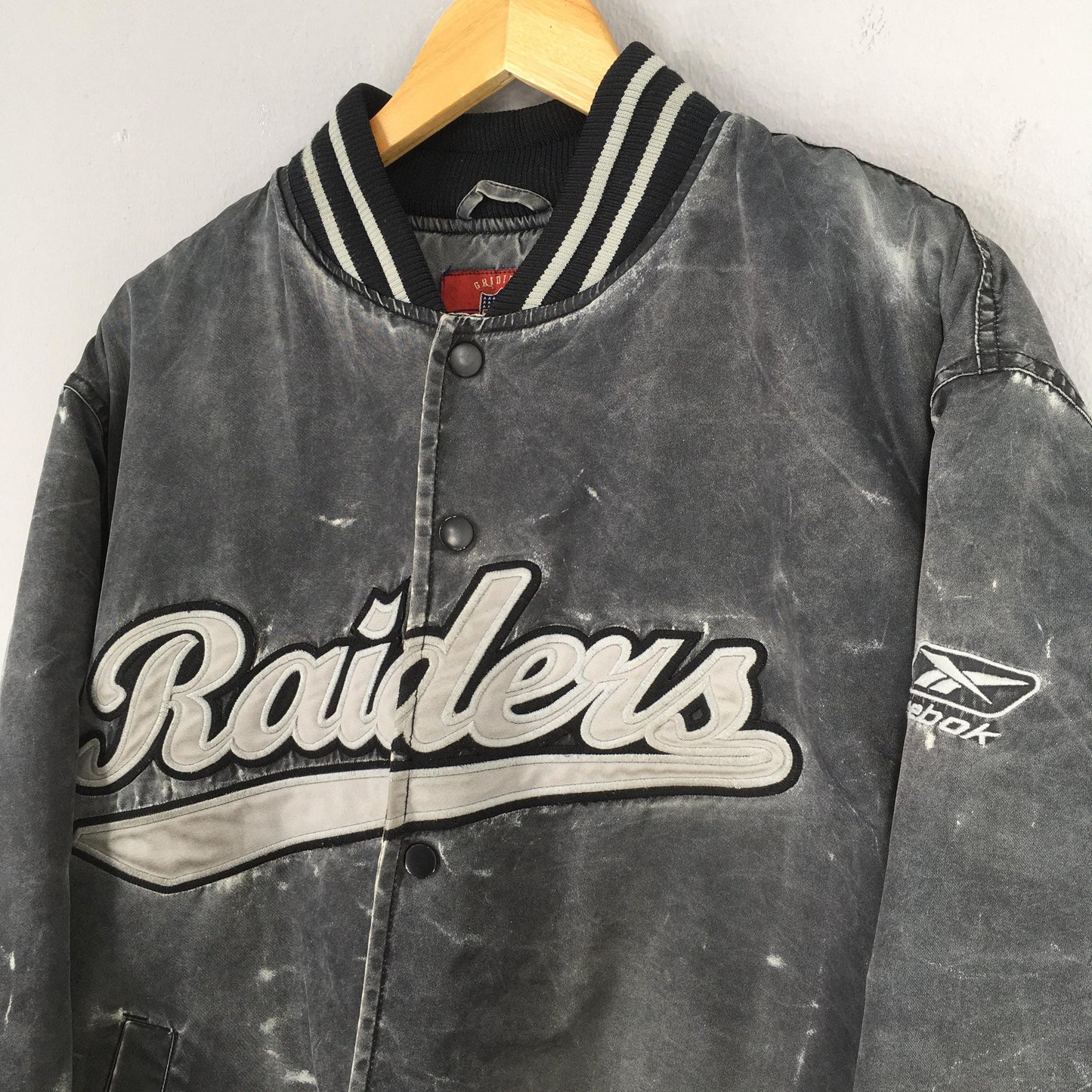 Oakland Raiders NFL Bomber Jacket Medium