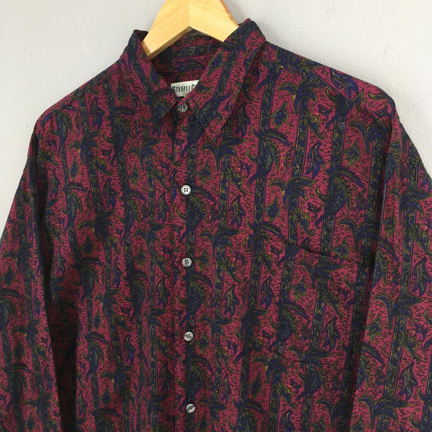 Abstract Red Floral Casual Flannel Shirt Large
