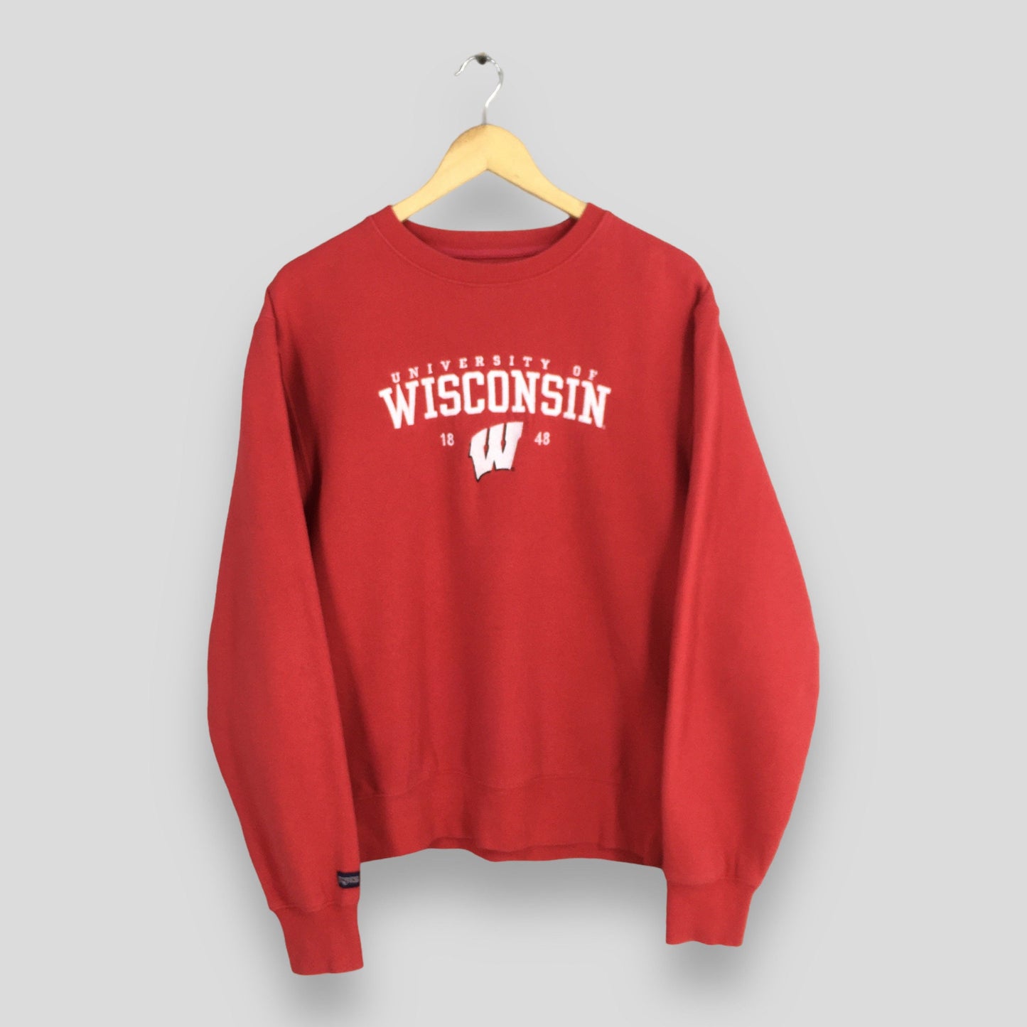 Wisconsin University Badgers Red Sweater Small