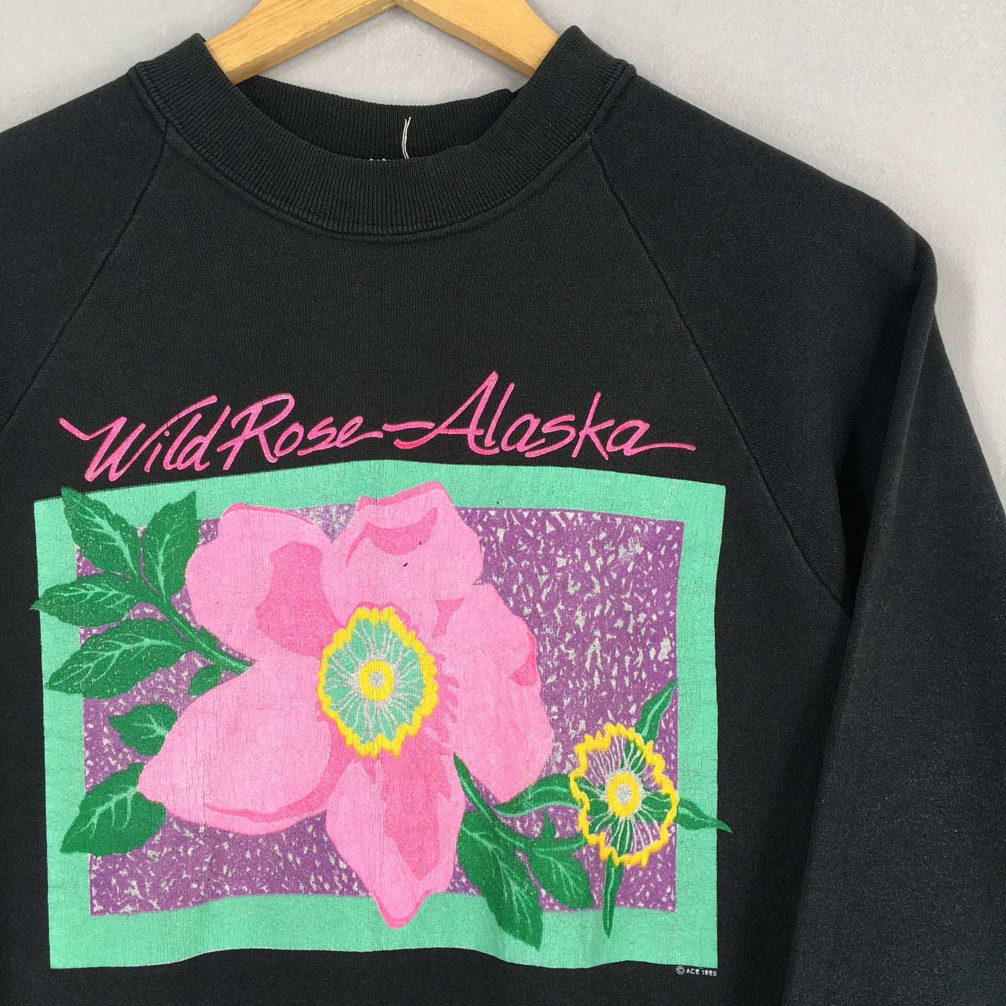 Wild Rose Alaska Black Sweatshirt Small