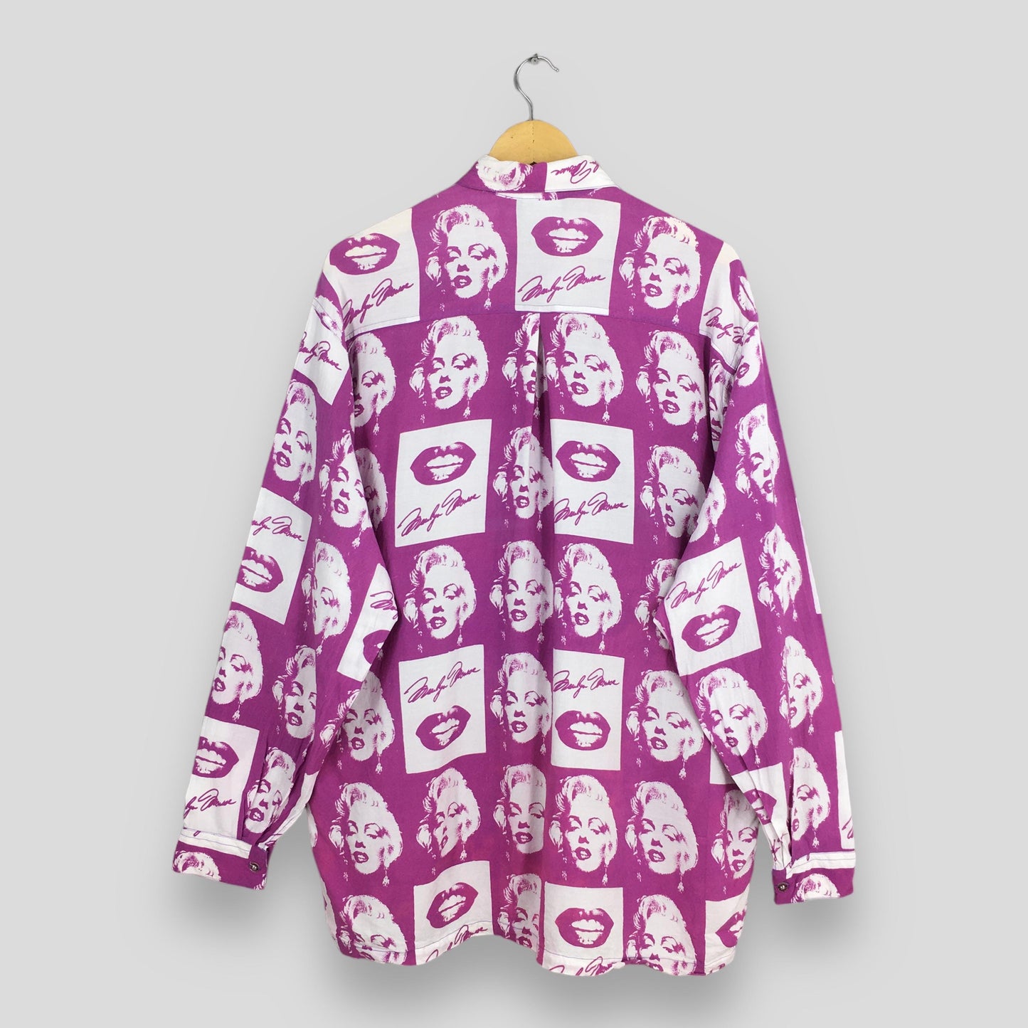 Iconic Marilyn Monroe Pink Rayon Shirt Large