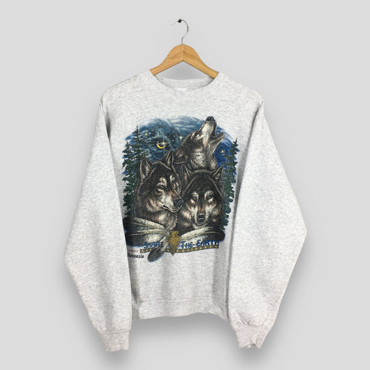 The Wolf Wildlife Wisconsin Sweatshirt XLarge