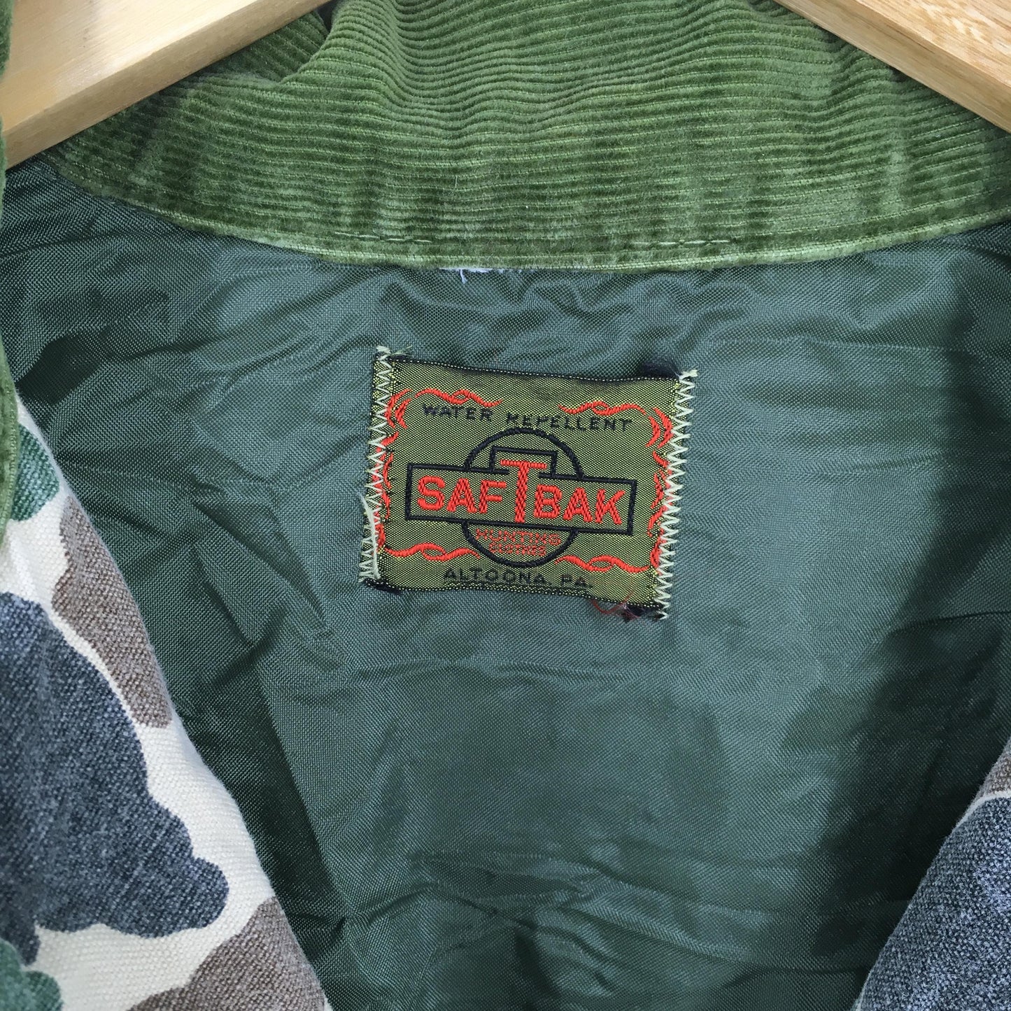 Saftbak Denim Chore Workers Camo Jacket Large