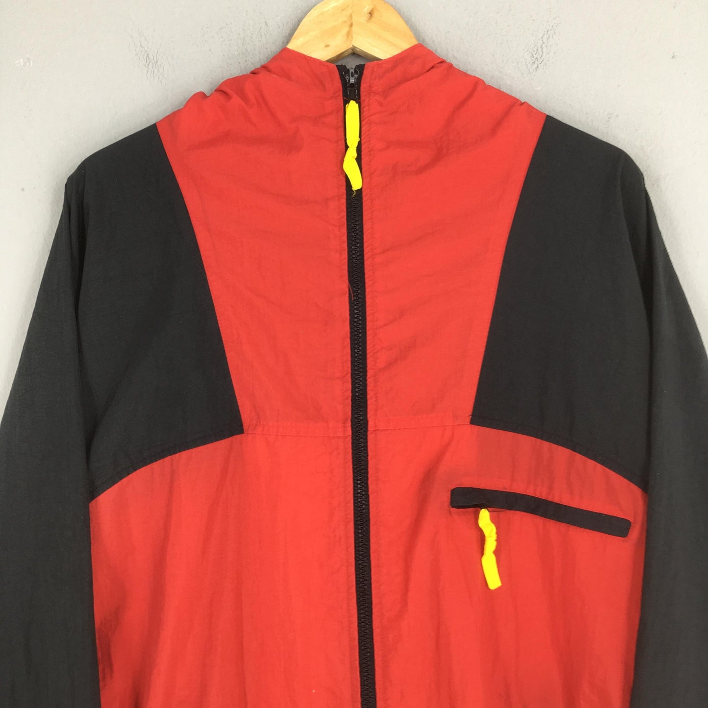 Marlboro Adventure Team Zipper Jacket Large