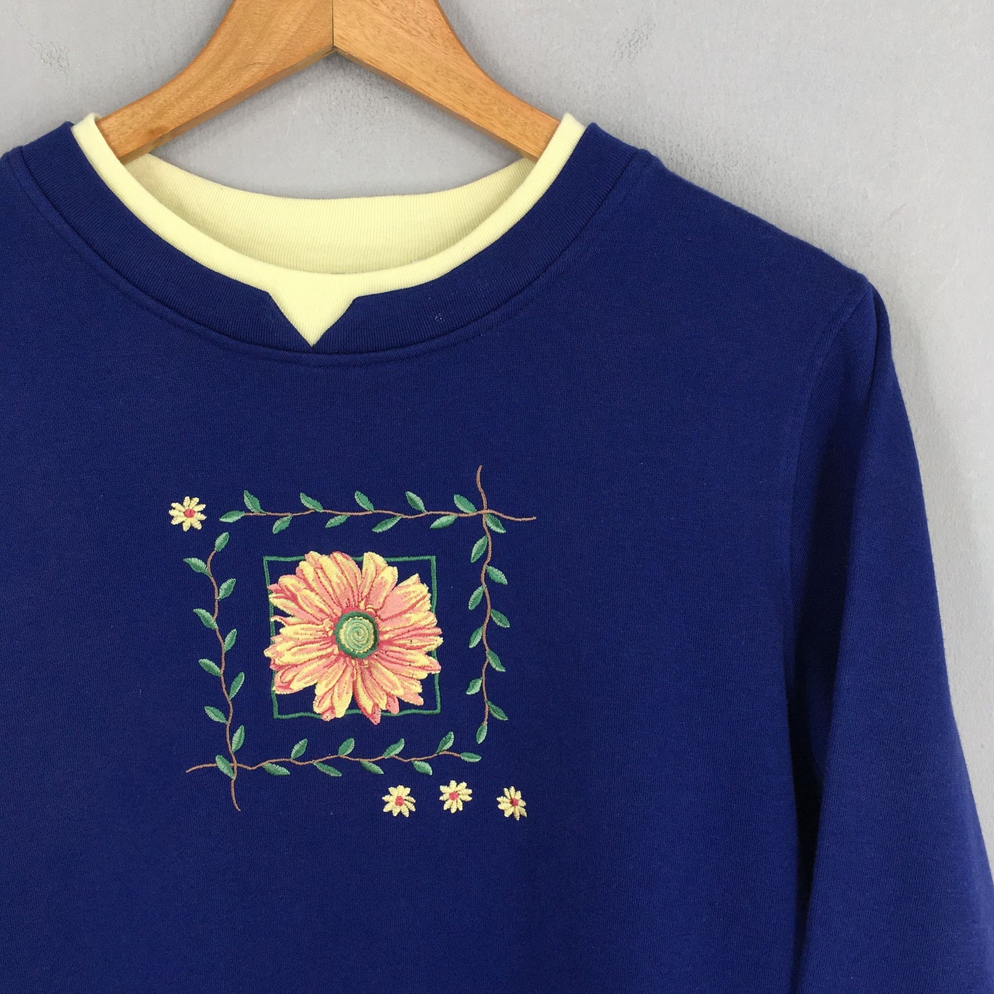 Bouquet Flower Beautiful Sweatshirt Small