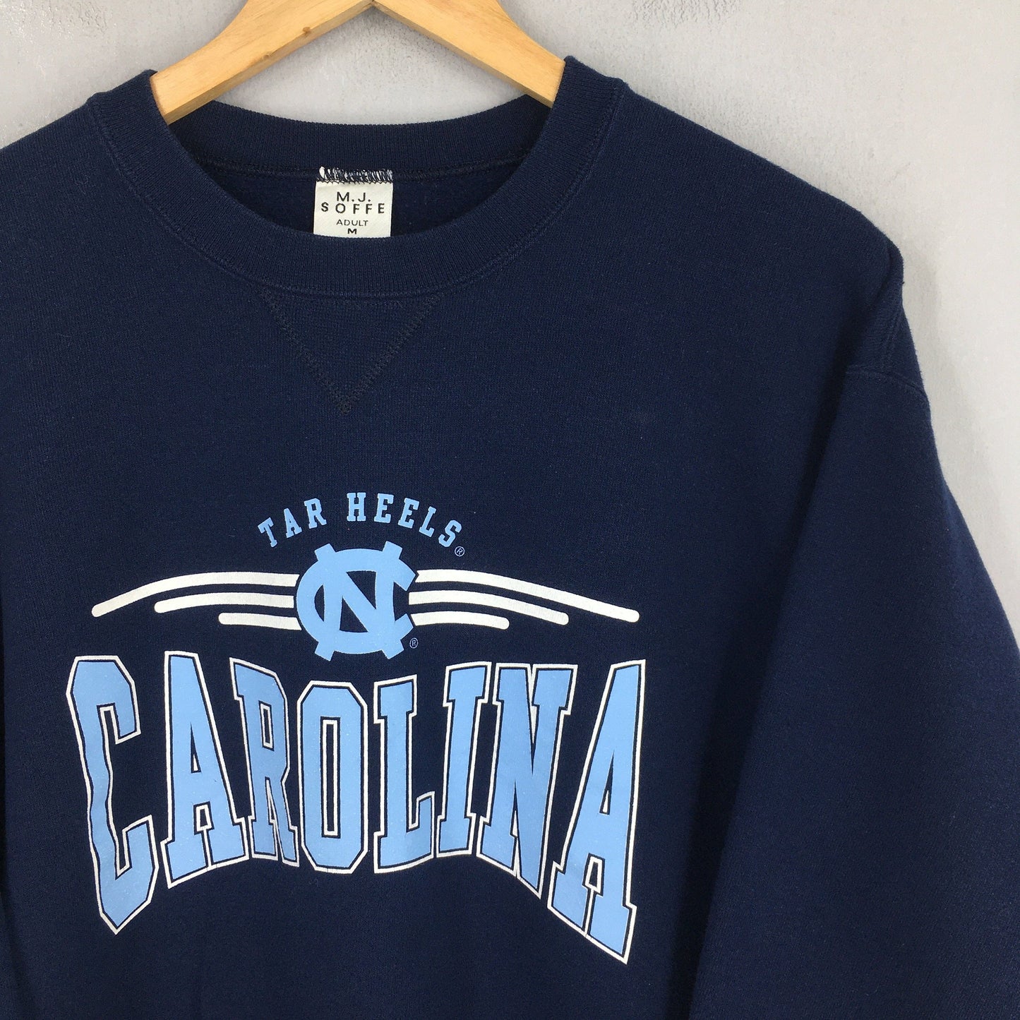 University Of North Carolina Sweatshirt Medium