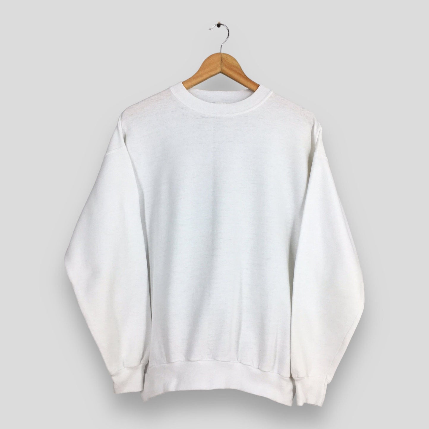 Hanes Plain White Sweatshirt Medium