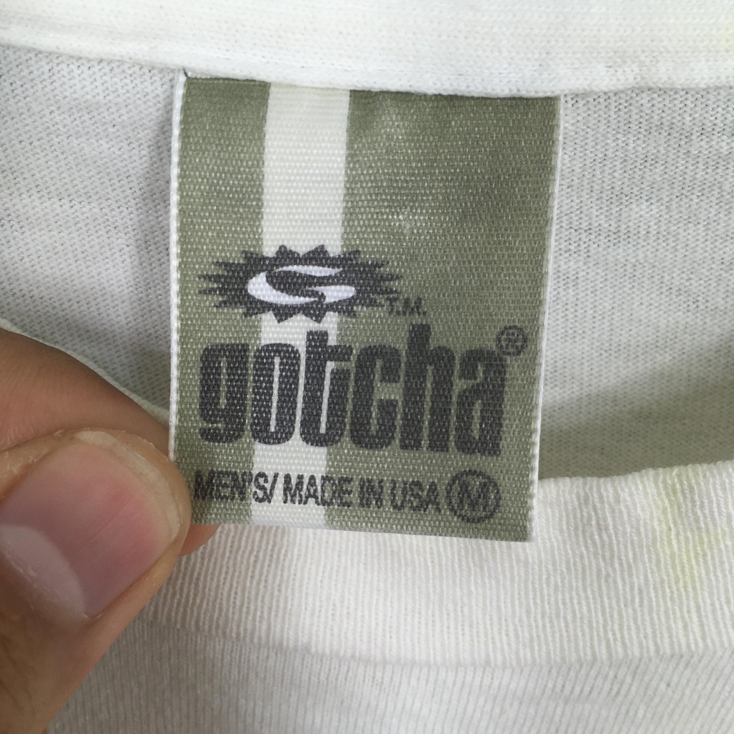 Gotcha Hawaii Surf White Tshirt Medium