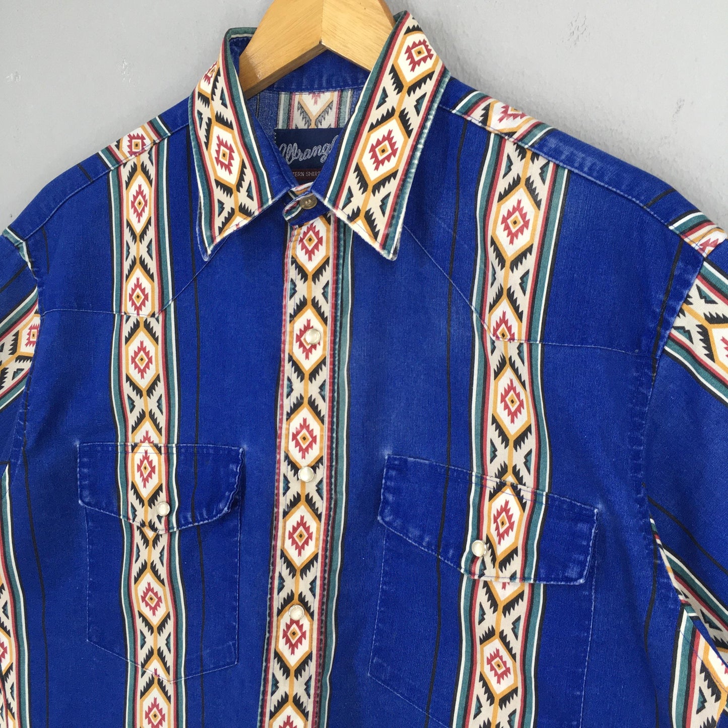 Wrangler Aztec Navajo Western Rodeo Shirt Medium