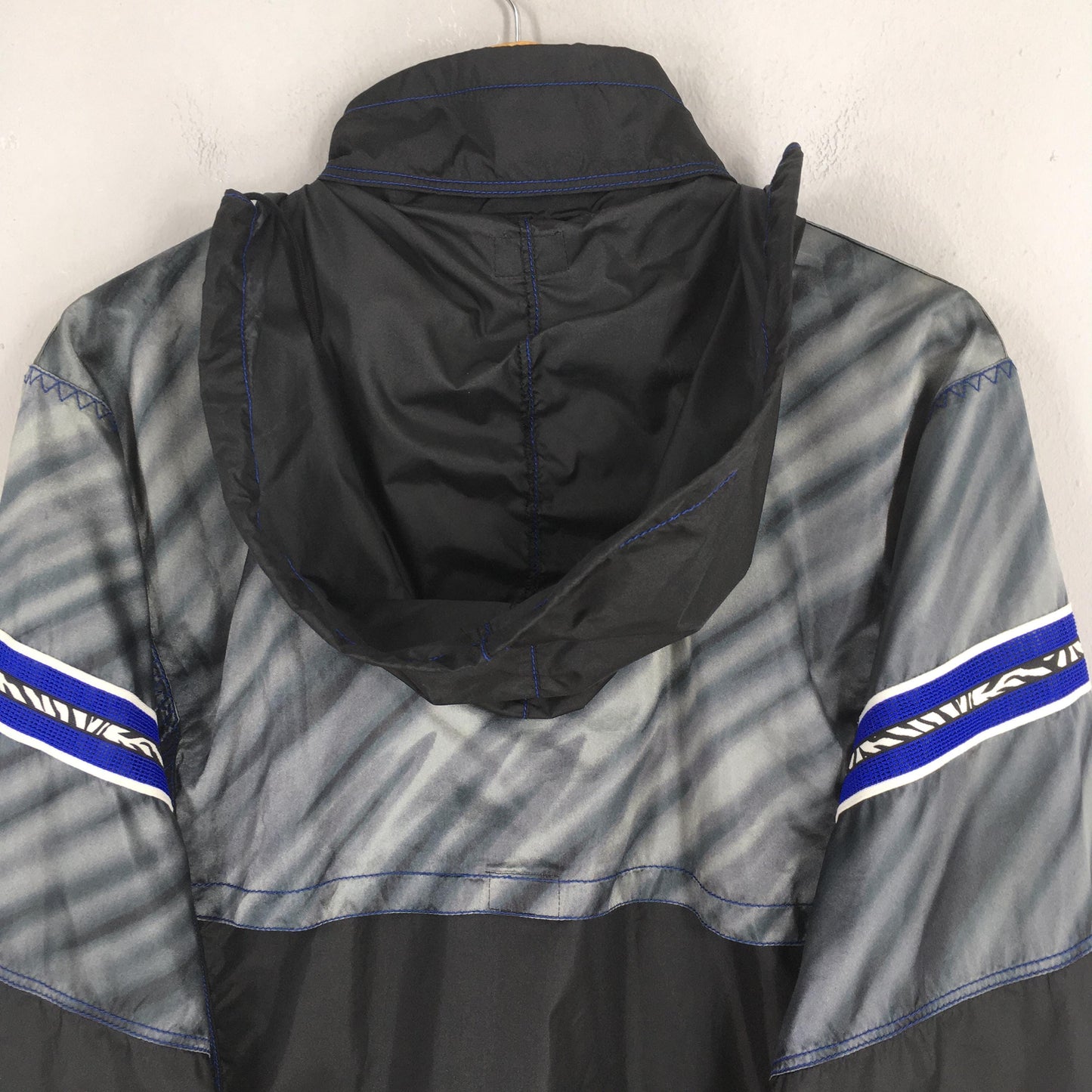 90s Asics Japan Windbreaker Jacket Large