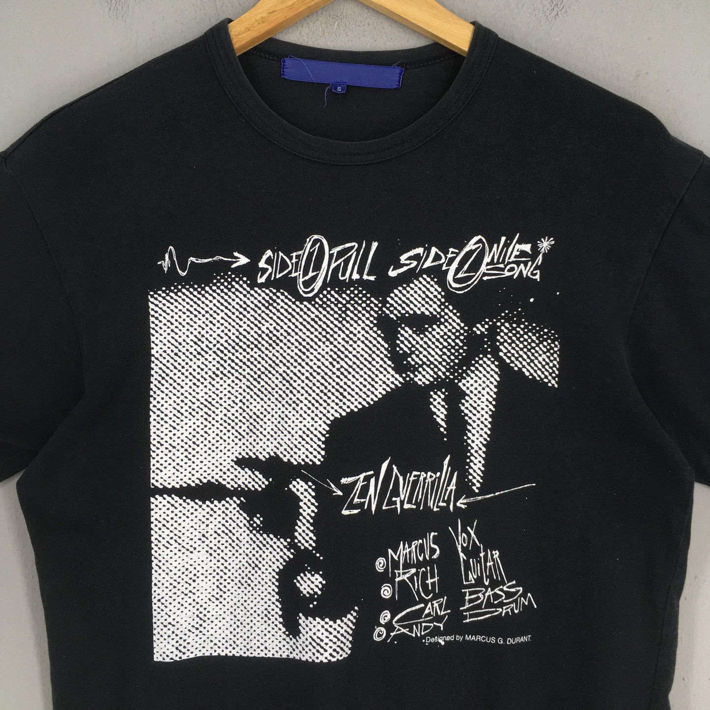 AD2004 Comme Des Garcons Zen Guerrilla Black Tshirt Small