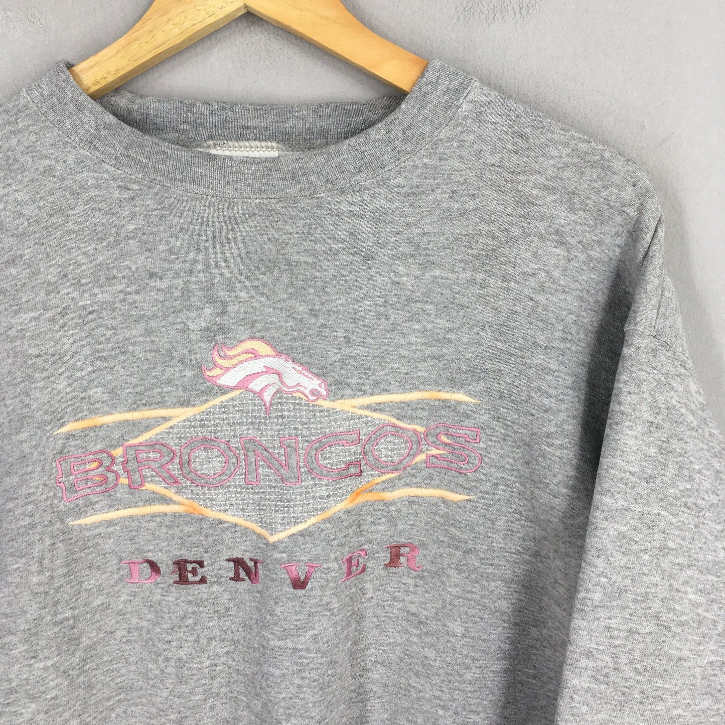 Denver Broncos Rugby NFL Gray Sweatshirt MediuM