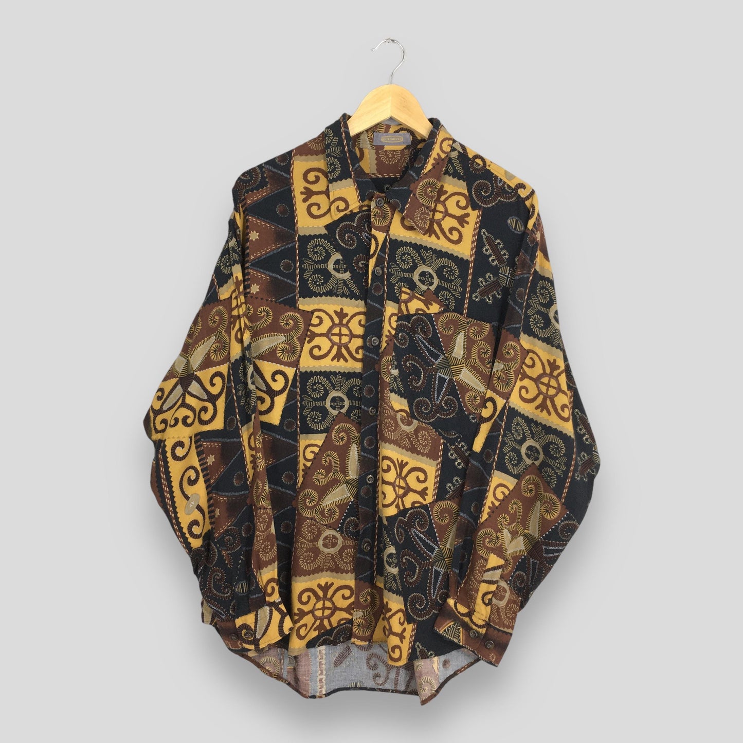 Novelty Baroque Artwork Rayon Shirt Large