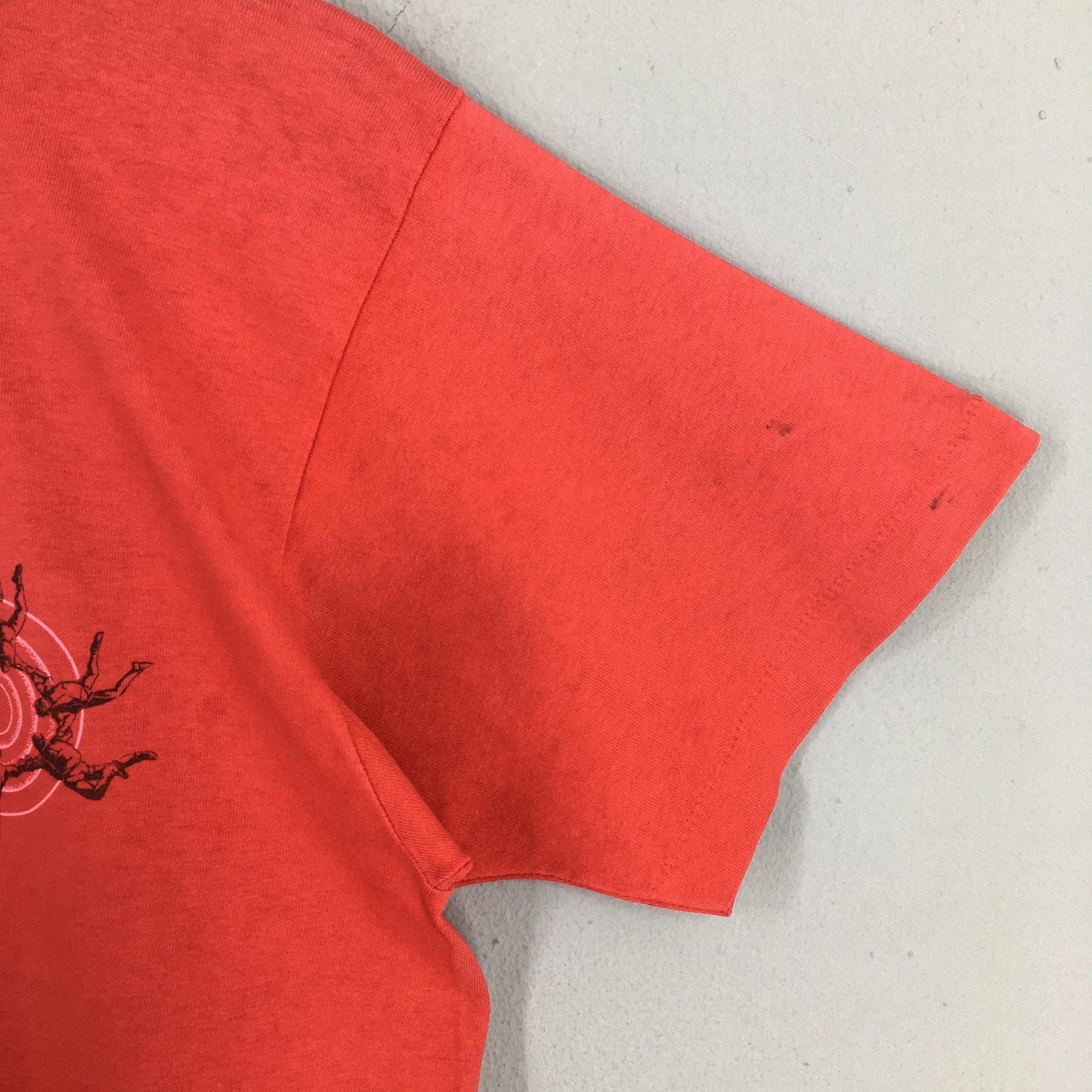 Parachute Ride Red T shirt Large