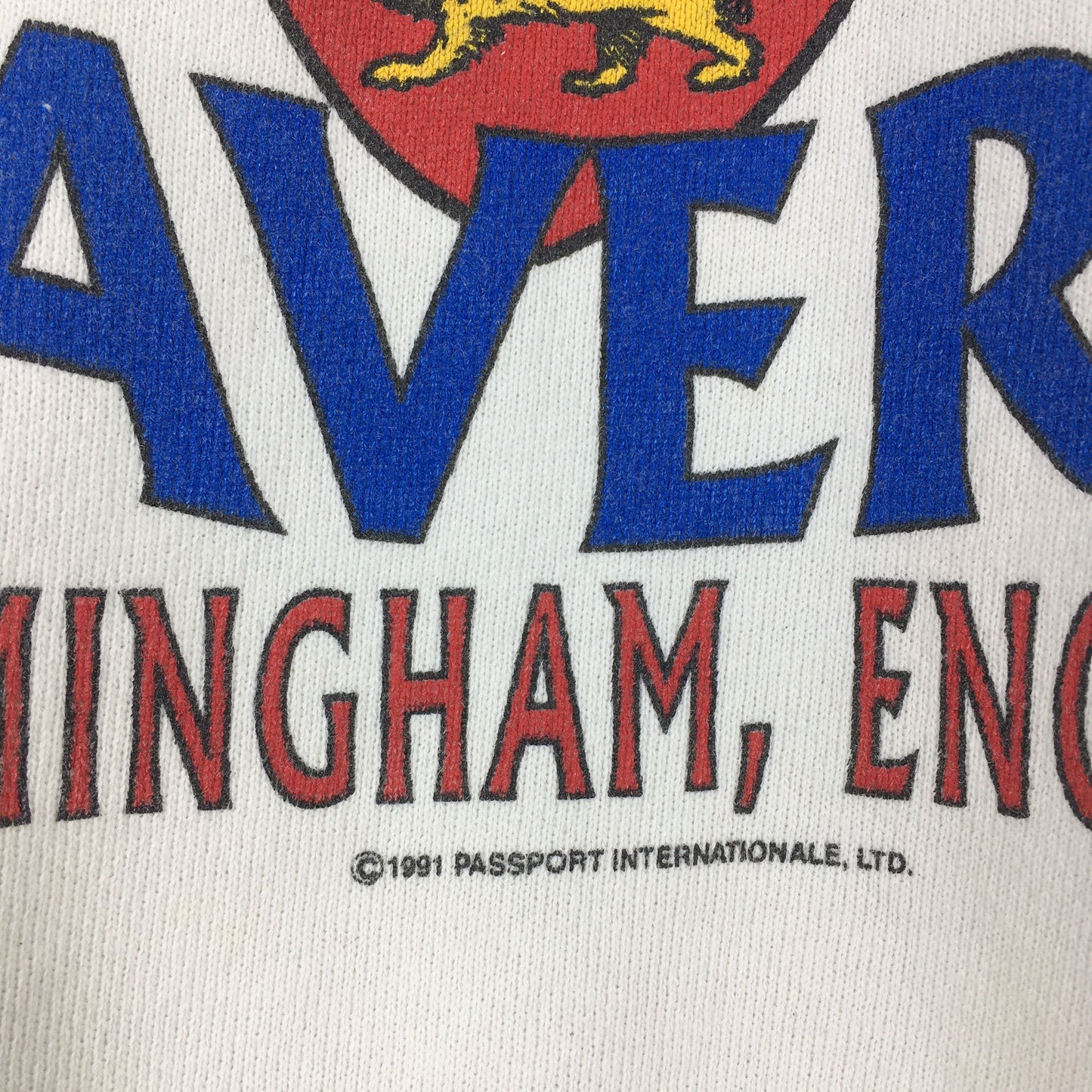 Simpson’s Tavern Restaurant White Sweater Medium