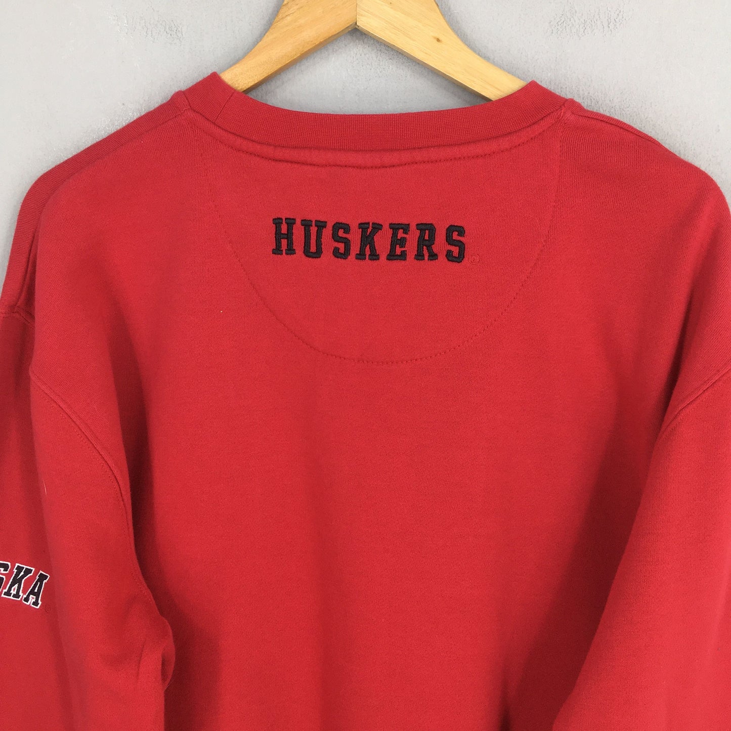 Nebraska Huskers Embroidery Sweatshirt Large