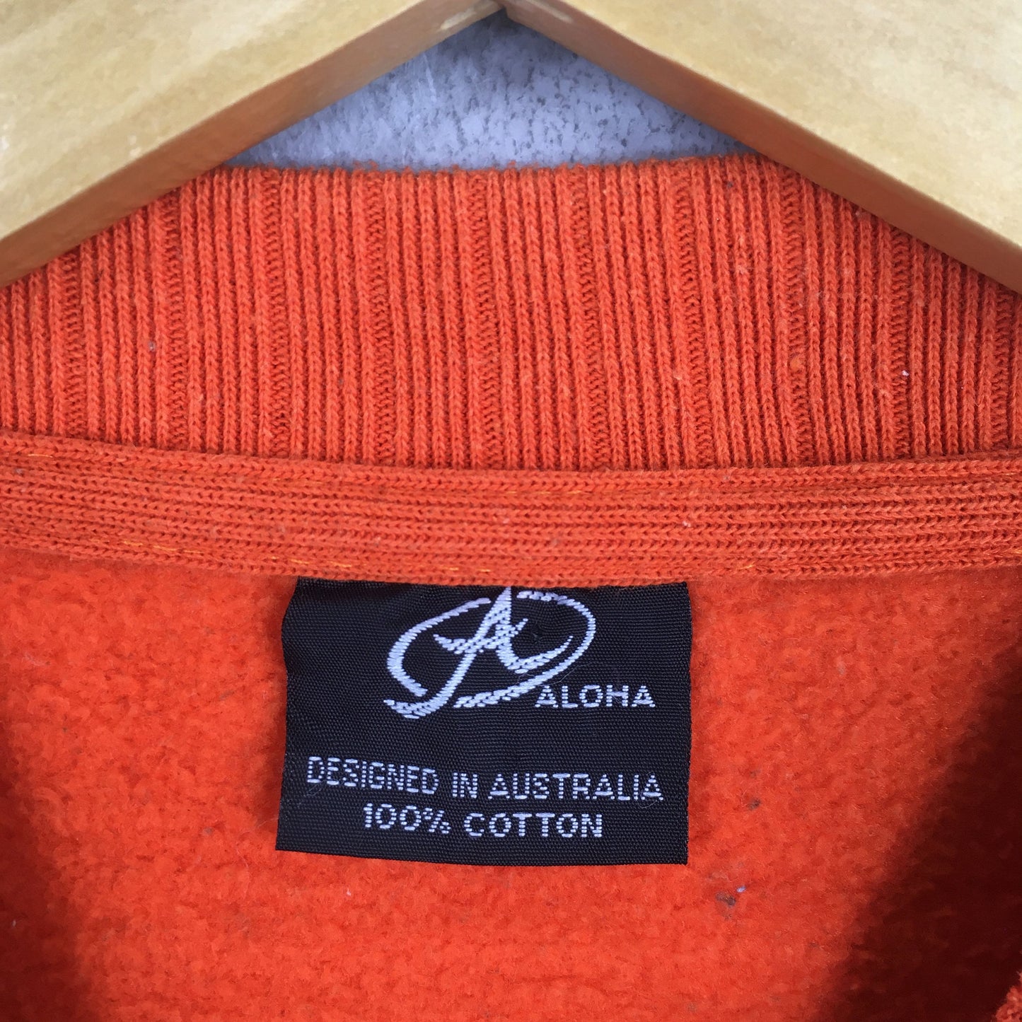 Aloha Australia Orange Sweatshirt Medium