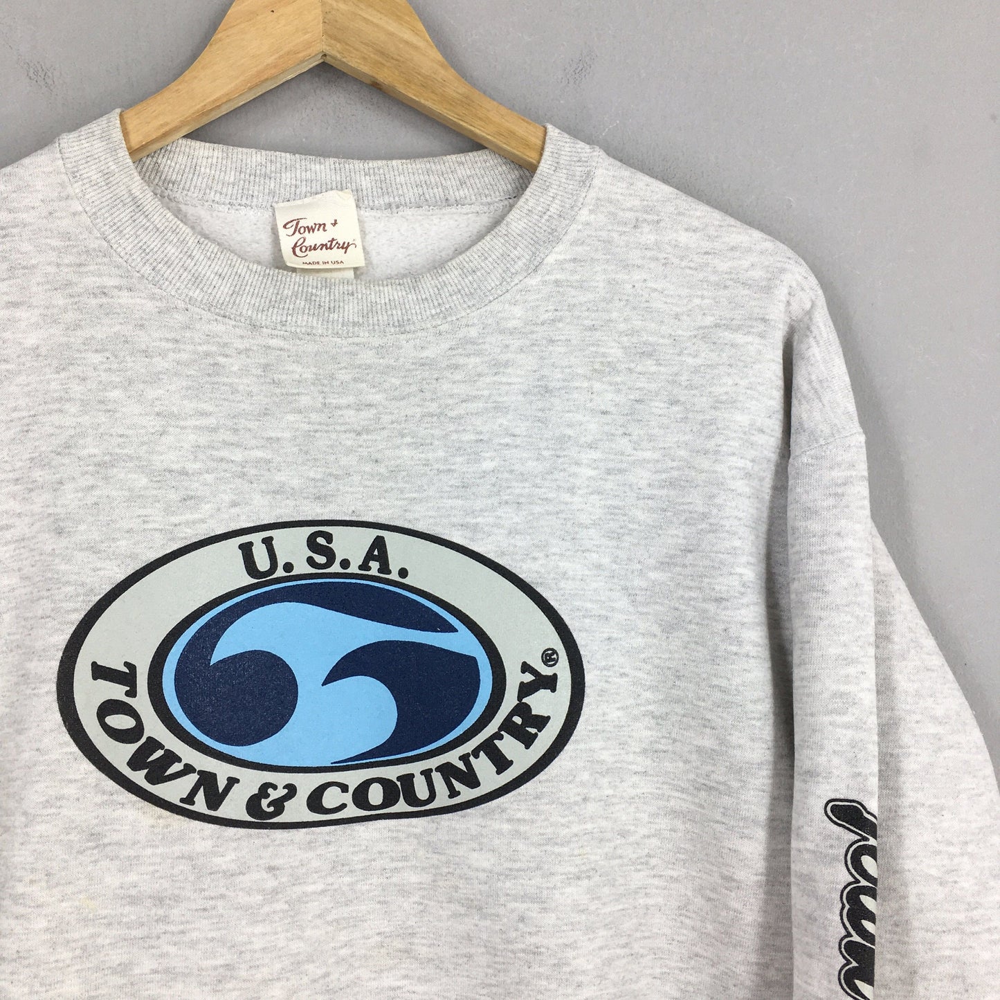 T&C Surf Designs Sweatshirt Medium