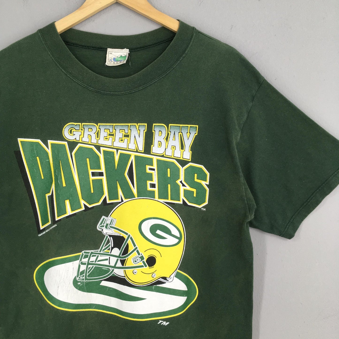 Green Bay Packers Football NFL Tshirt Medium