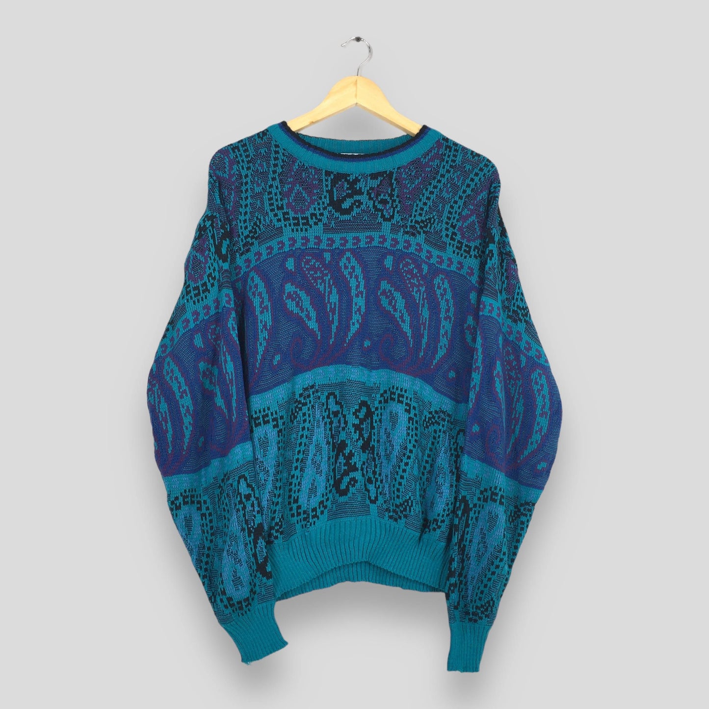 Abstract Multicolor Knitted Sweater Large