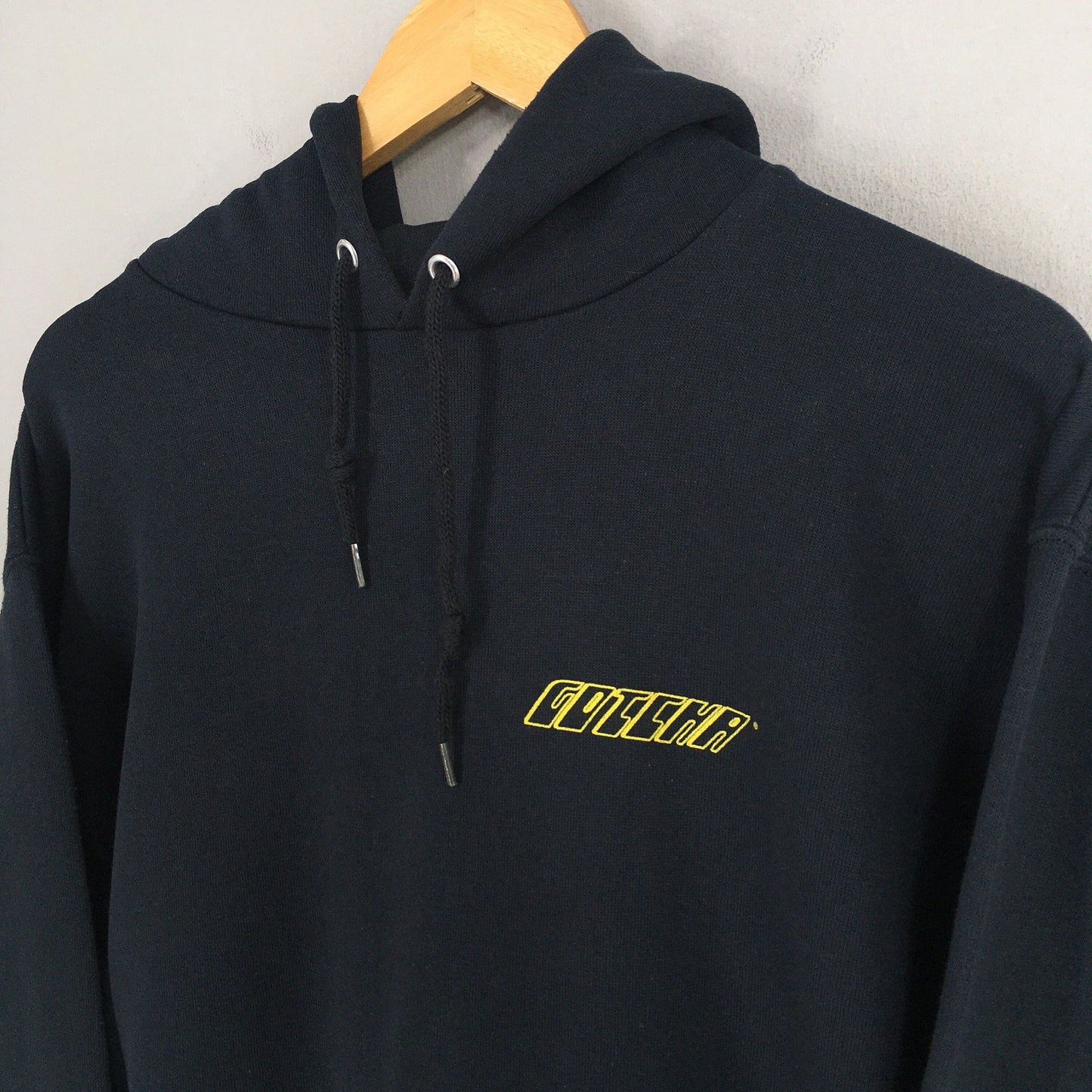 Gotcha Surf Black Hoodie Sweatshirt Medium