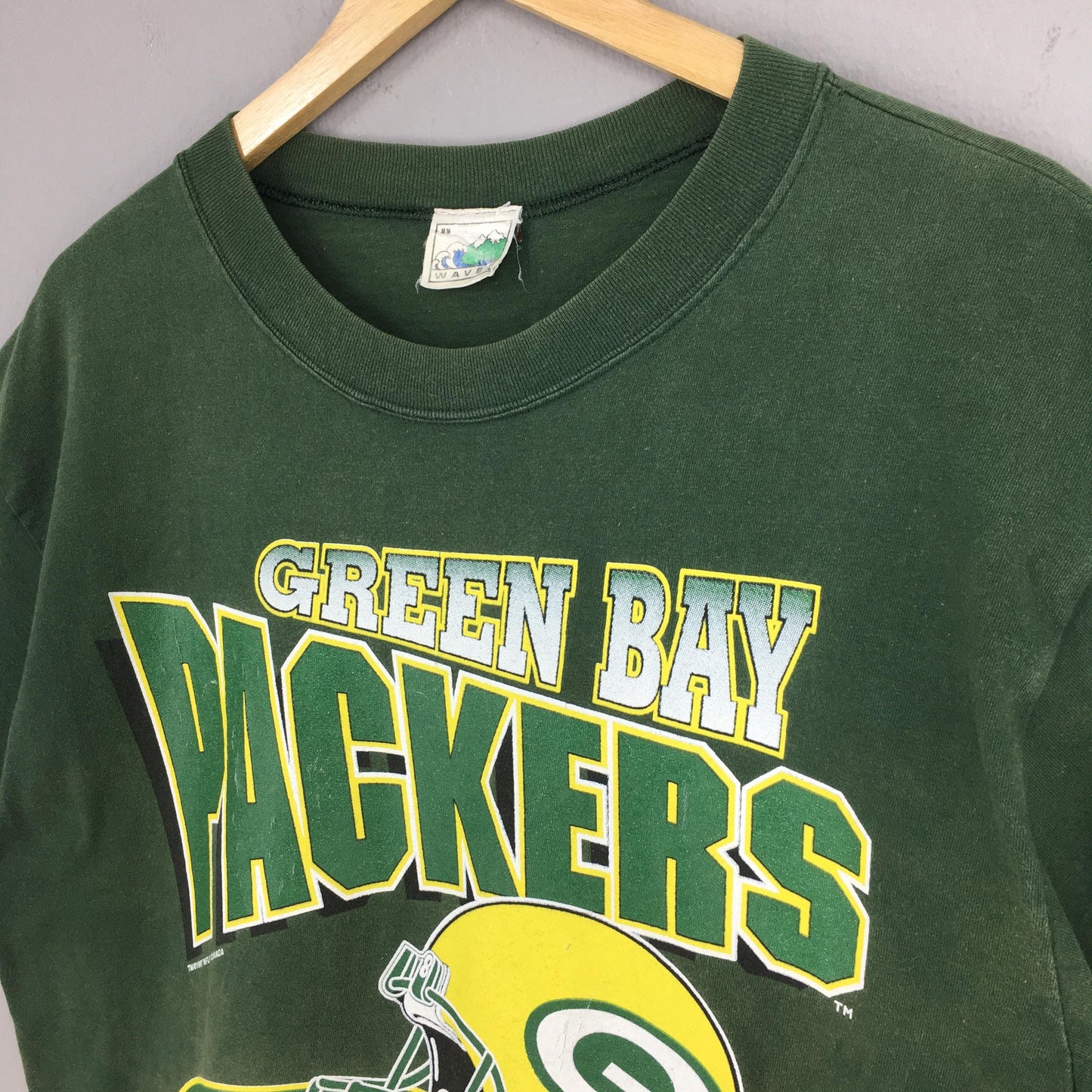 Green Bay Packers Football NFL Tshirt Medium